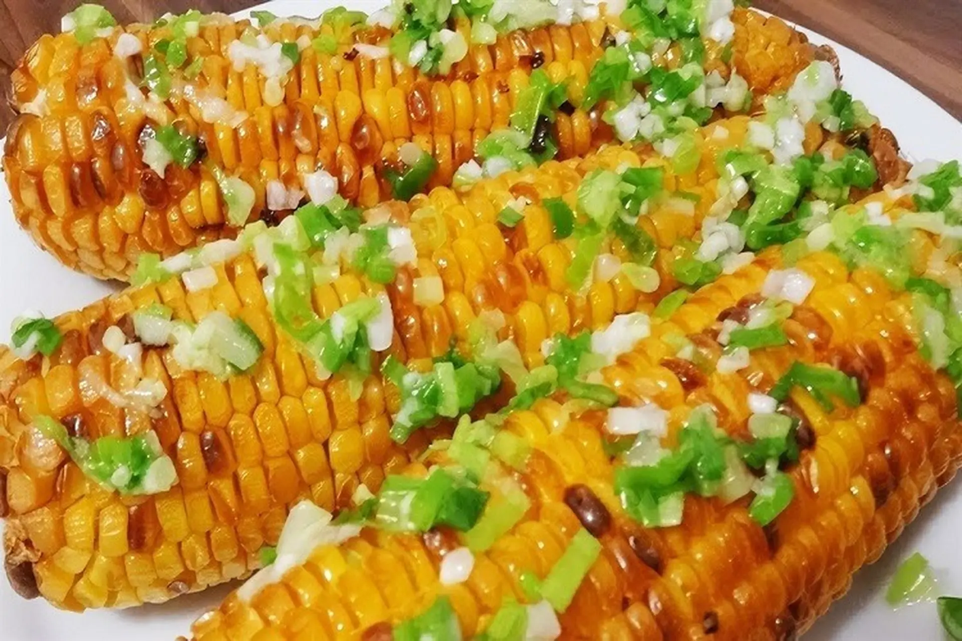 Hướng dẫn nướng ngô bằng nồi chiên không dầu 3 vị siêu hấp dẫn