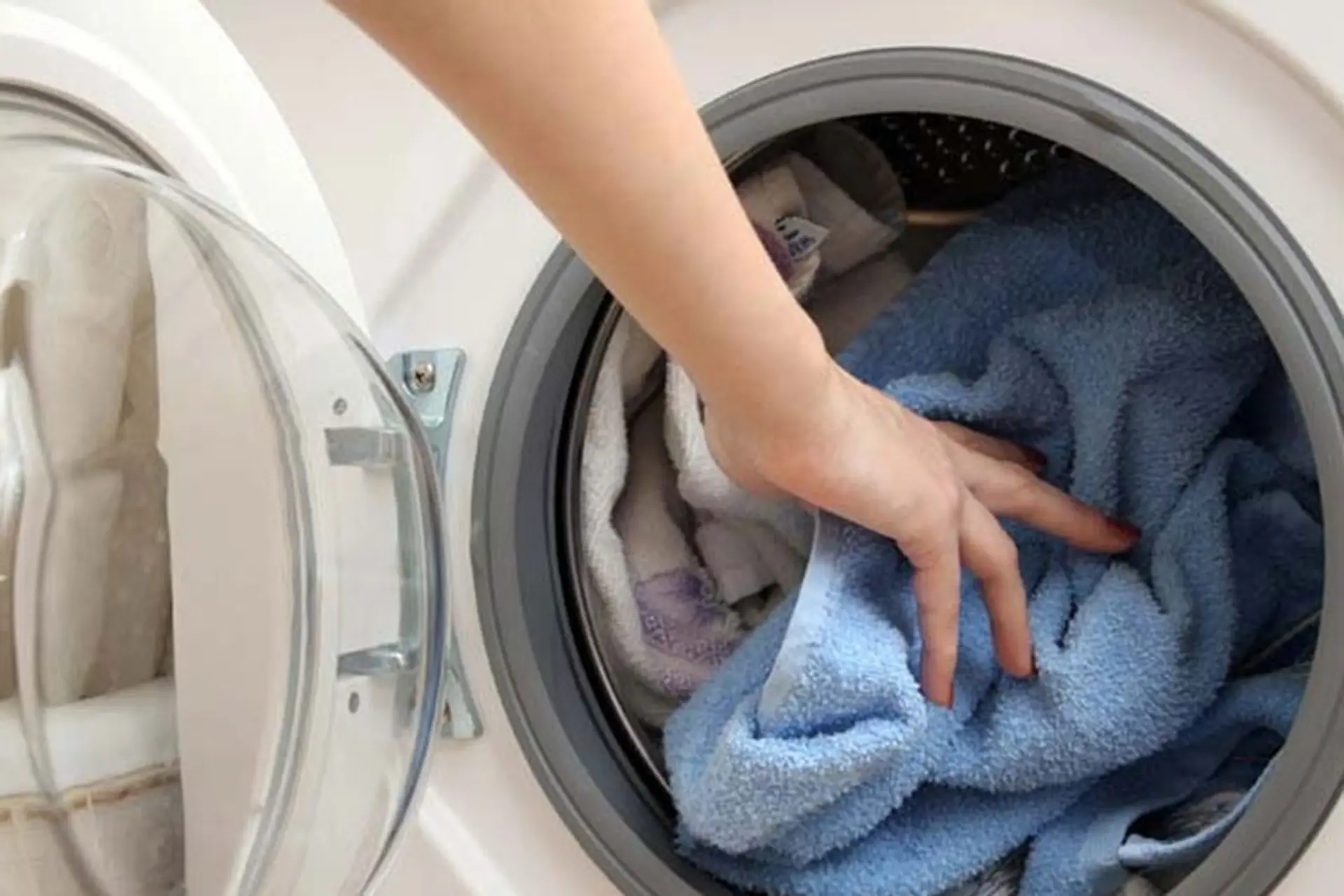 Nếu dùng máy sấy quần áo có cần phơi không? Đây là câu trả lời