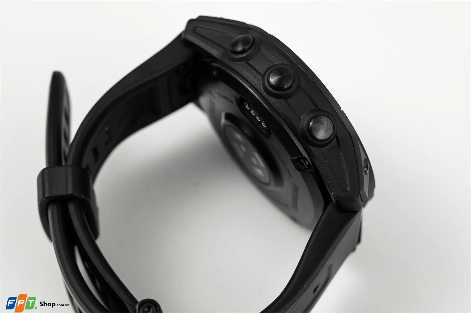 https://fptshop.com.vn/