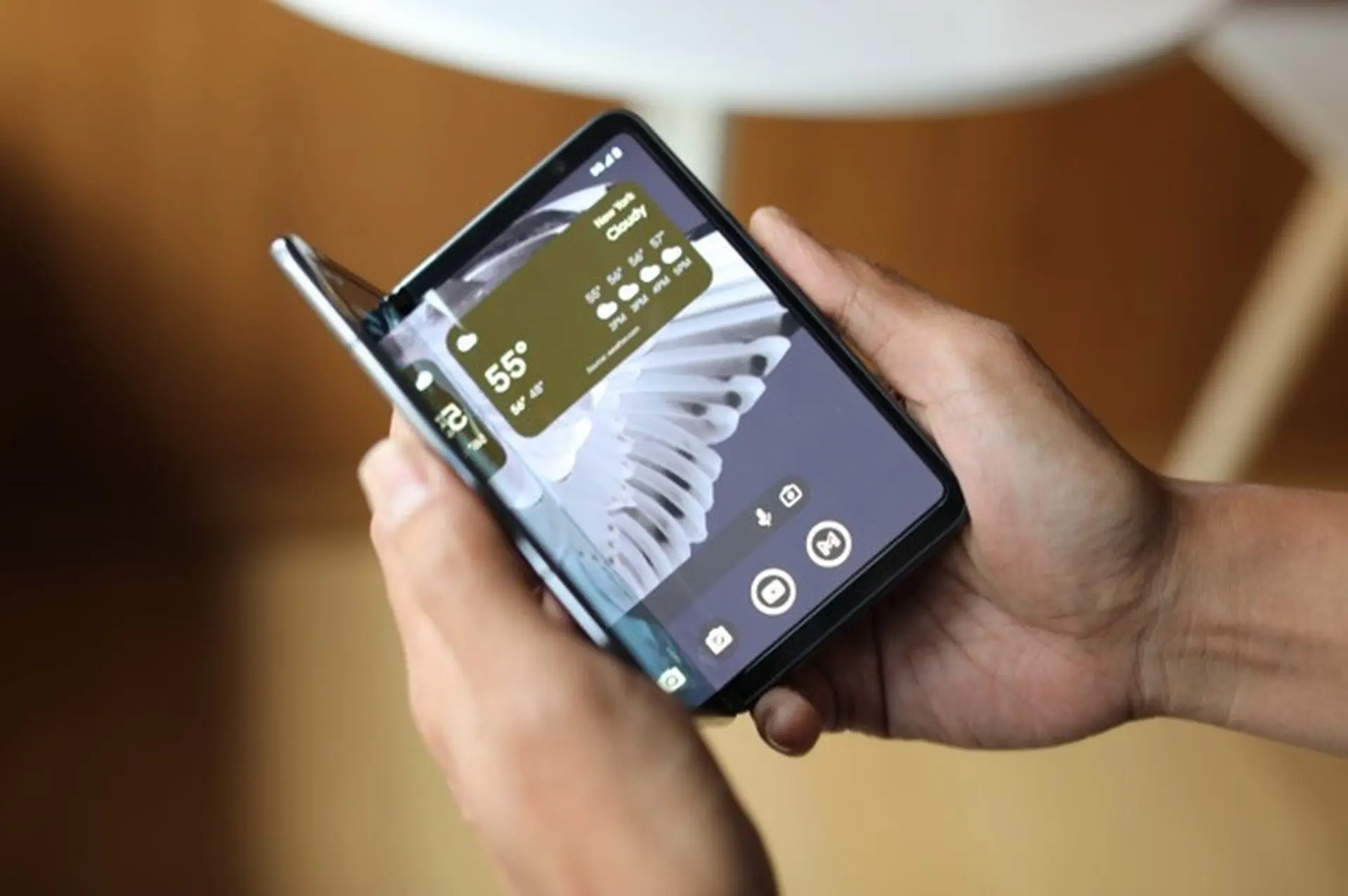 Pixel Fold ra mắt: Smartphone màn hình gập đầu tiên của Google, giá 42.2 triệu đồng