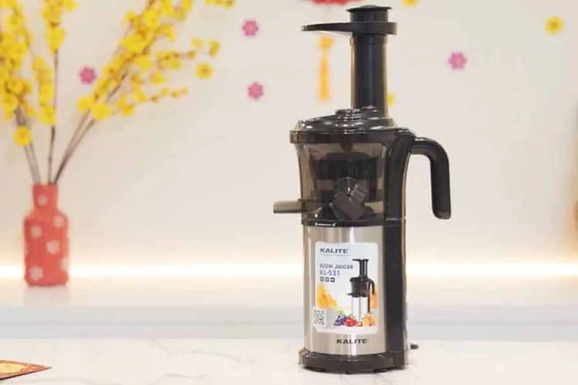Đánh giá máy ép chậm Kalite 531: Nhỏ gọn, cao cấp