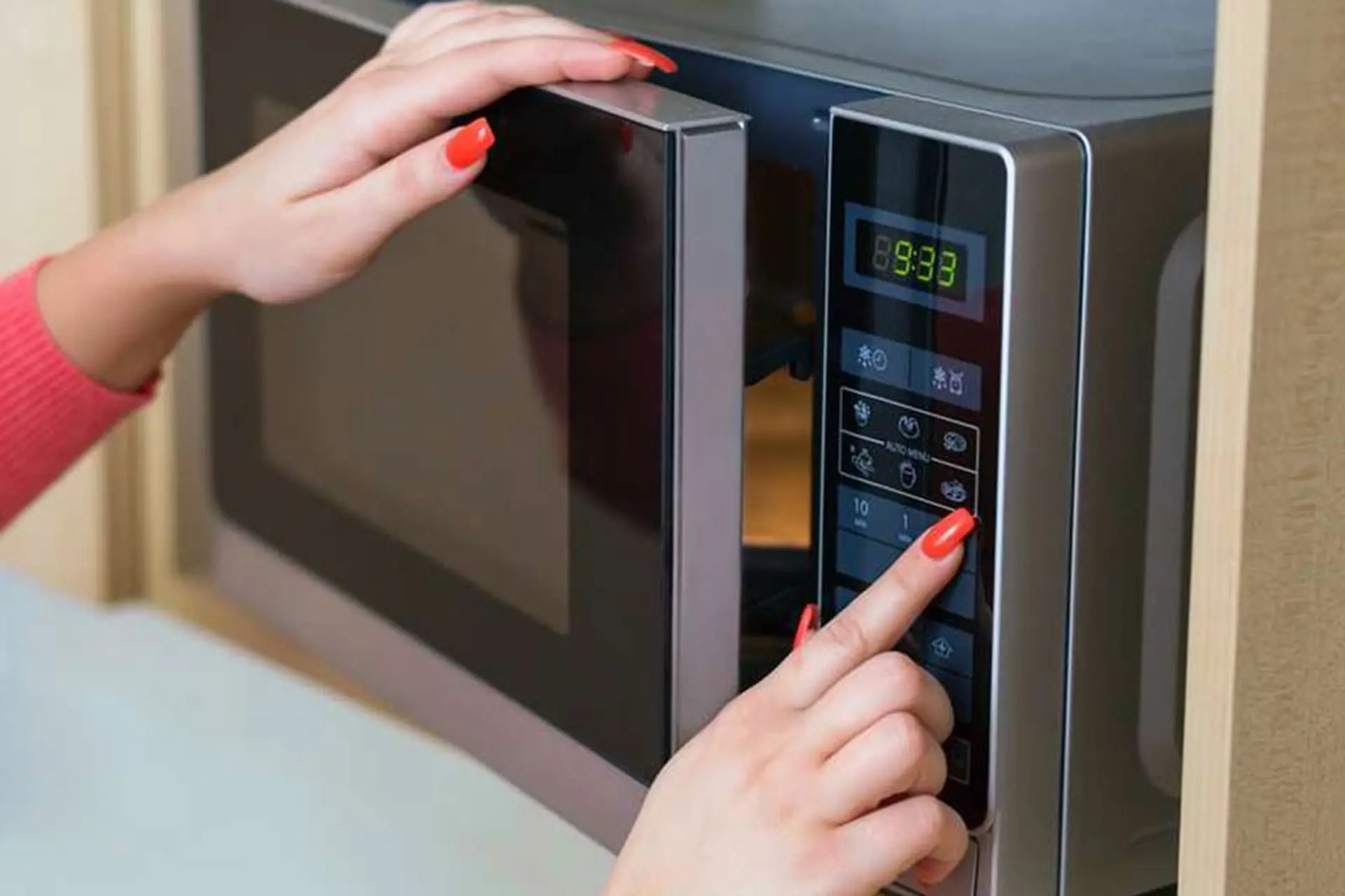 Giải mã nguyên nhân và cách khắc phục lỗi lò vi sóng không nóng