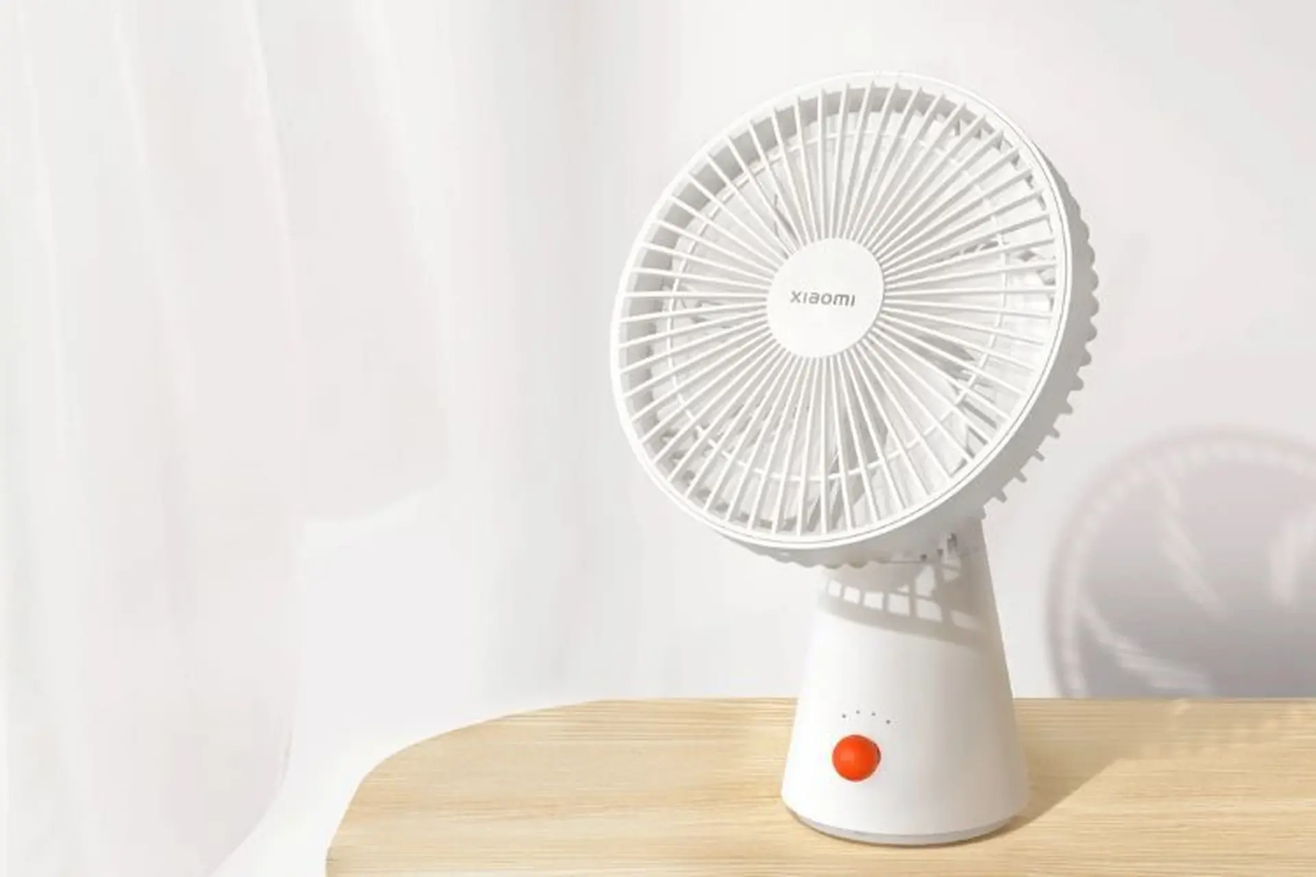 Review quạt sạc Xiaomi Rechargeable Mini Fan: Ôm trọn thiên nhiên tươi mát, thoải mái trong mọi khoảnh khắc