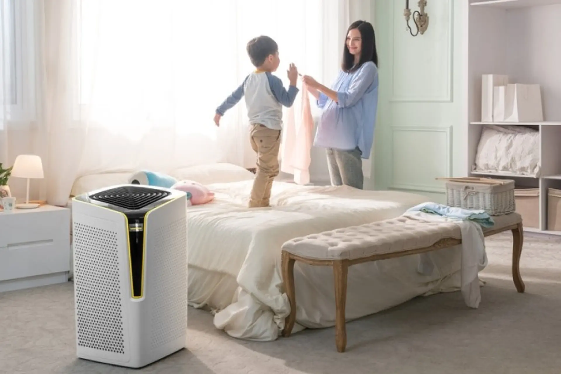 Có nên bật máy lọc không khí cả ngày? Hiệu quả hay gây hại?