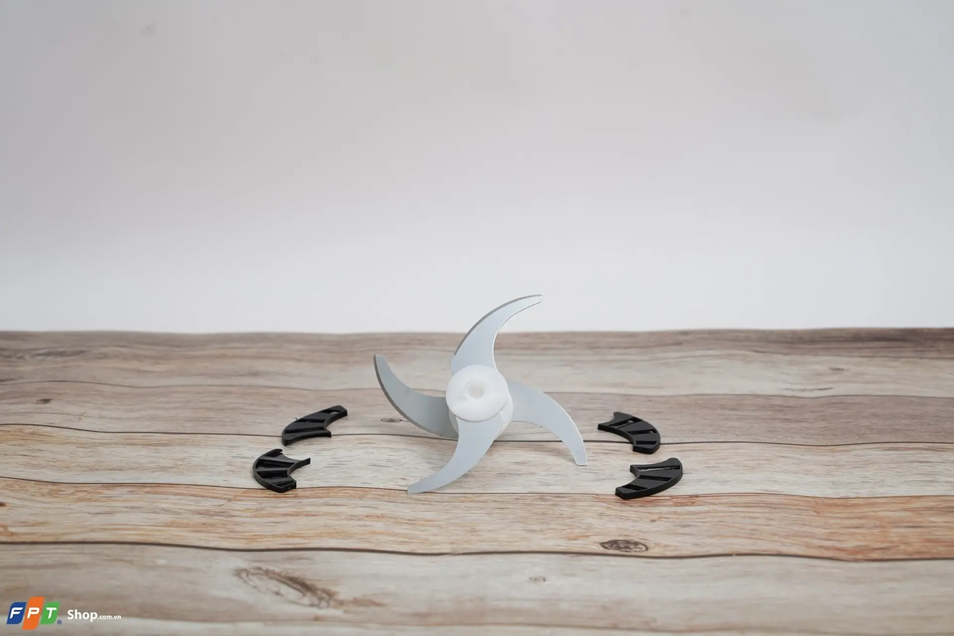 https://fptshop.com.vn/