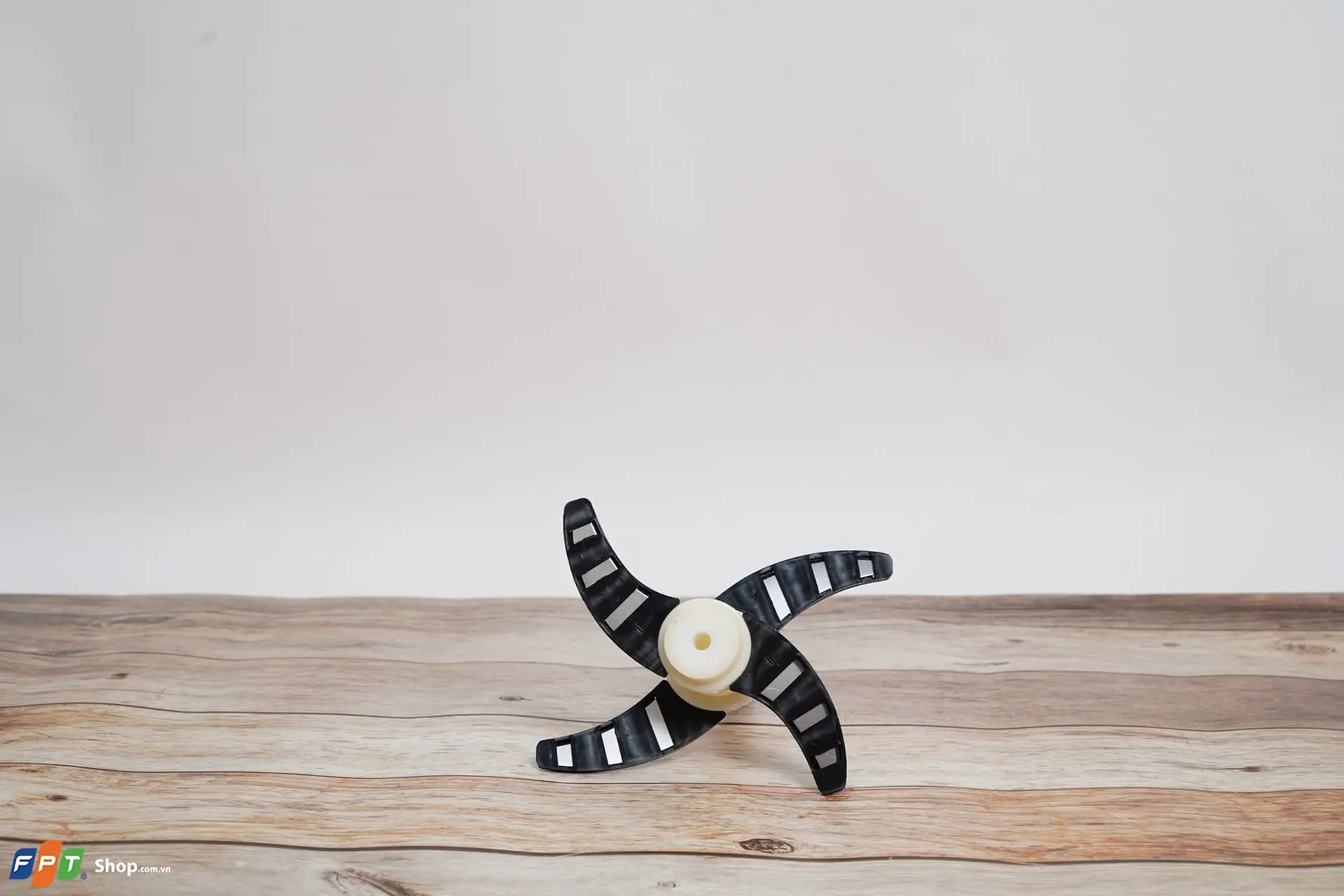 https://fptshop.com.vn/