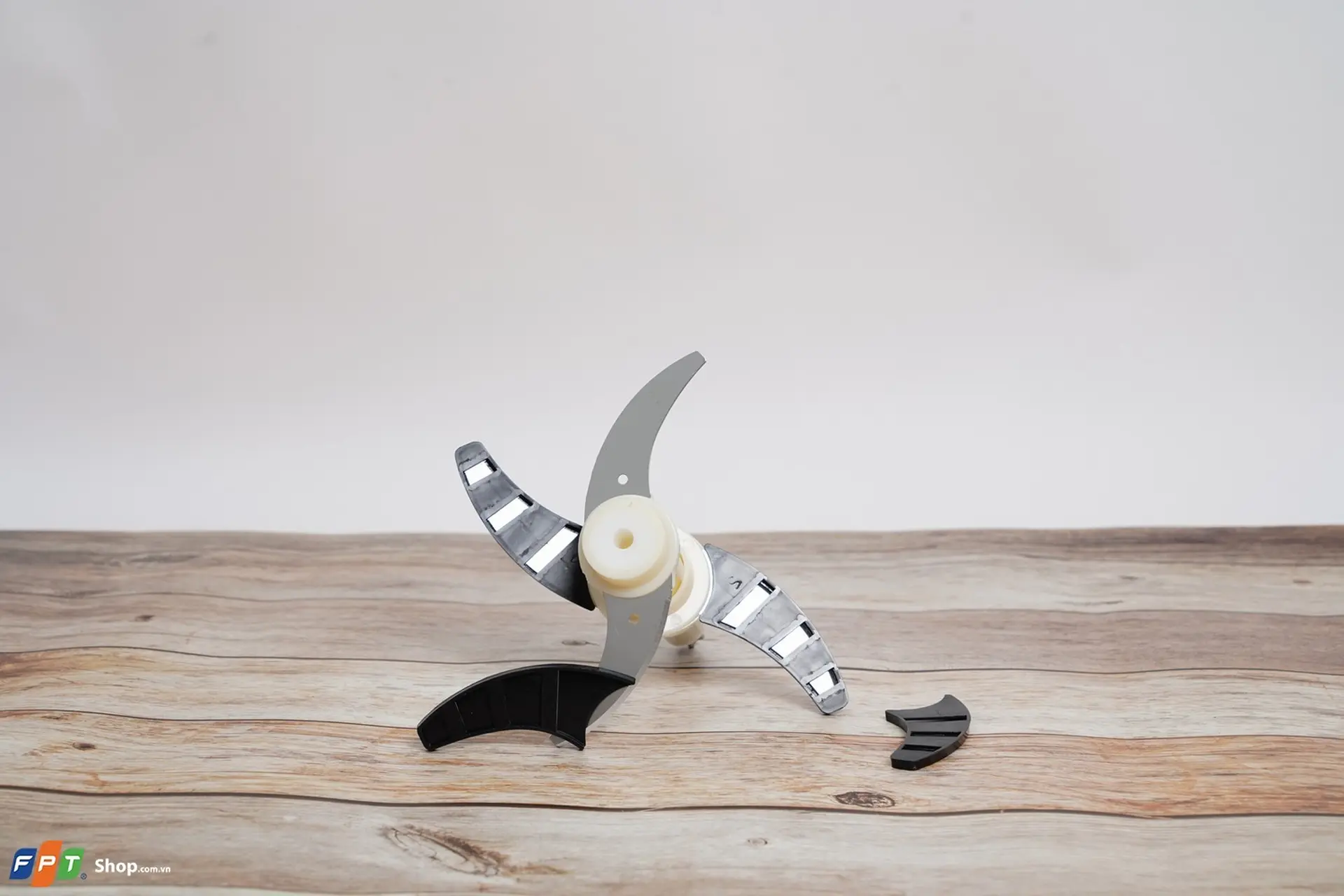 https://fptshop.com.vn/