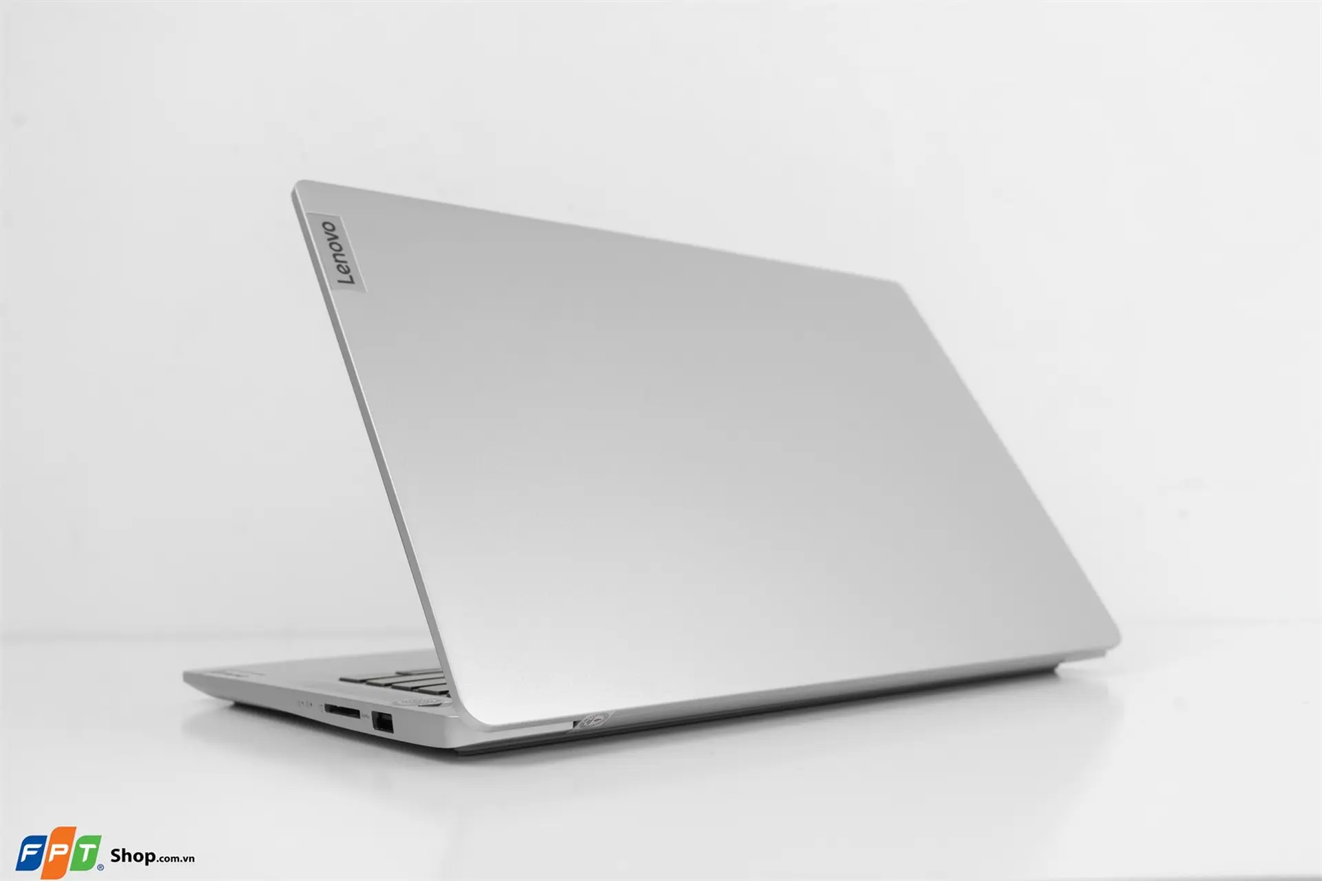 https://fptshop.com.vn/