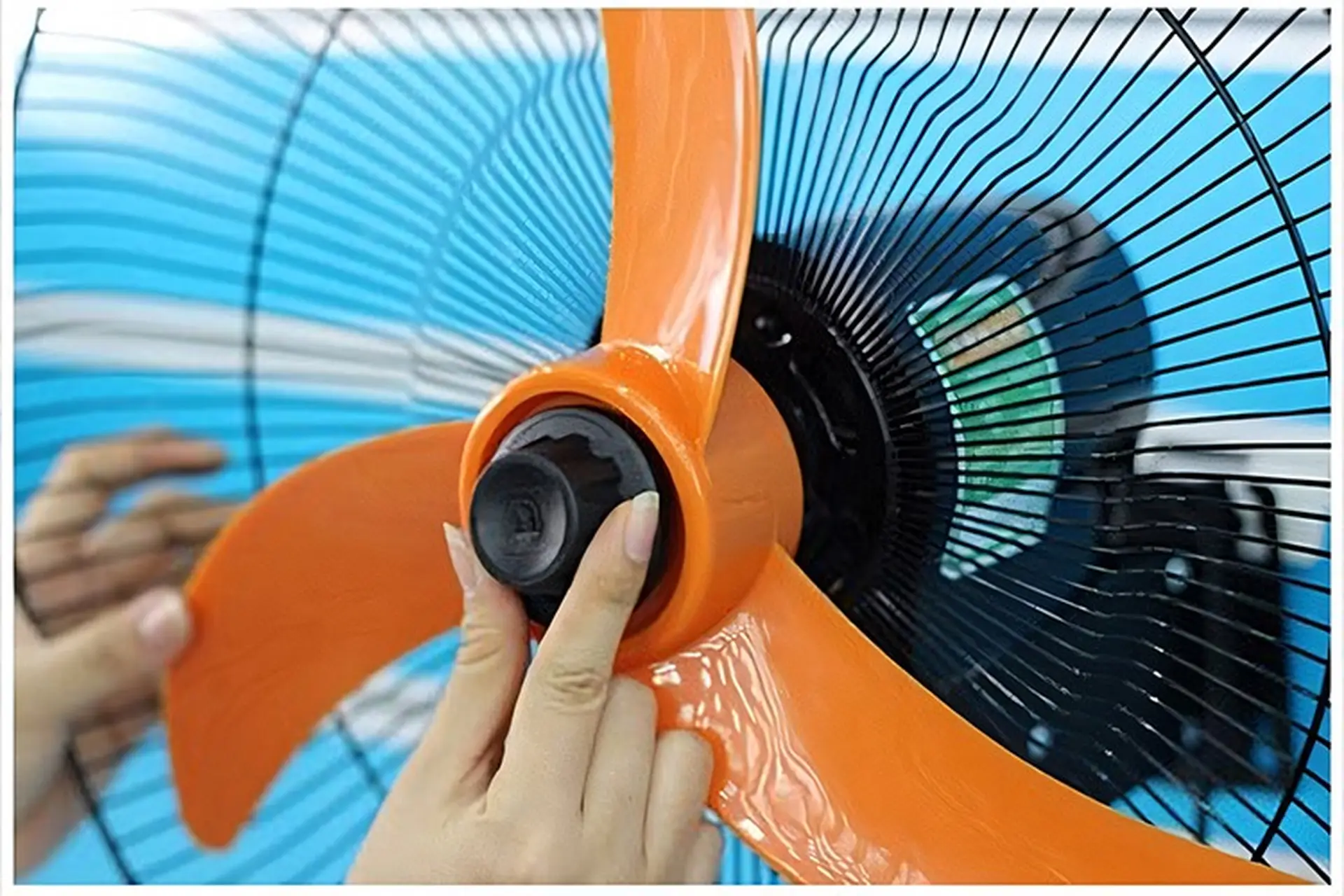 Mách bạn những cách hay để gắn quạt treo tường tại nhà