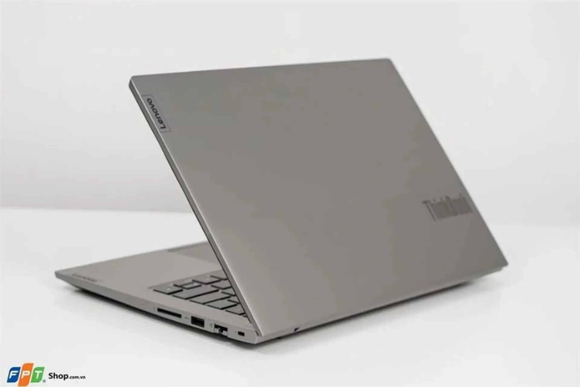 Top laptop dưới 15 triệu đồng, cho hiệu năng vượt trội ngoài tầm giá