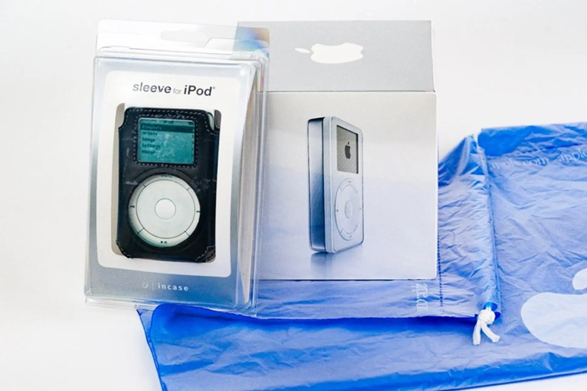 Chiếc iPod đời đầu vừa được bán đấu giá thành công với mức giá khủng gần 700 triệu đồng