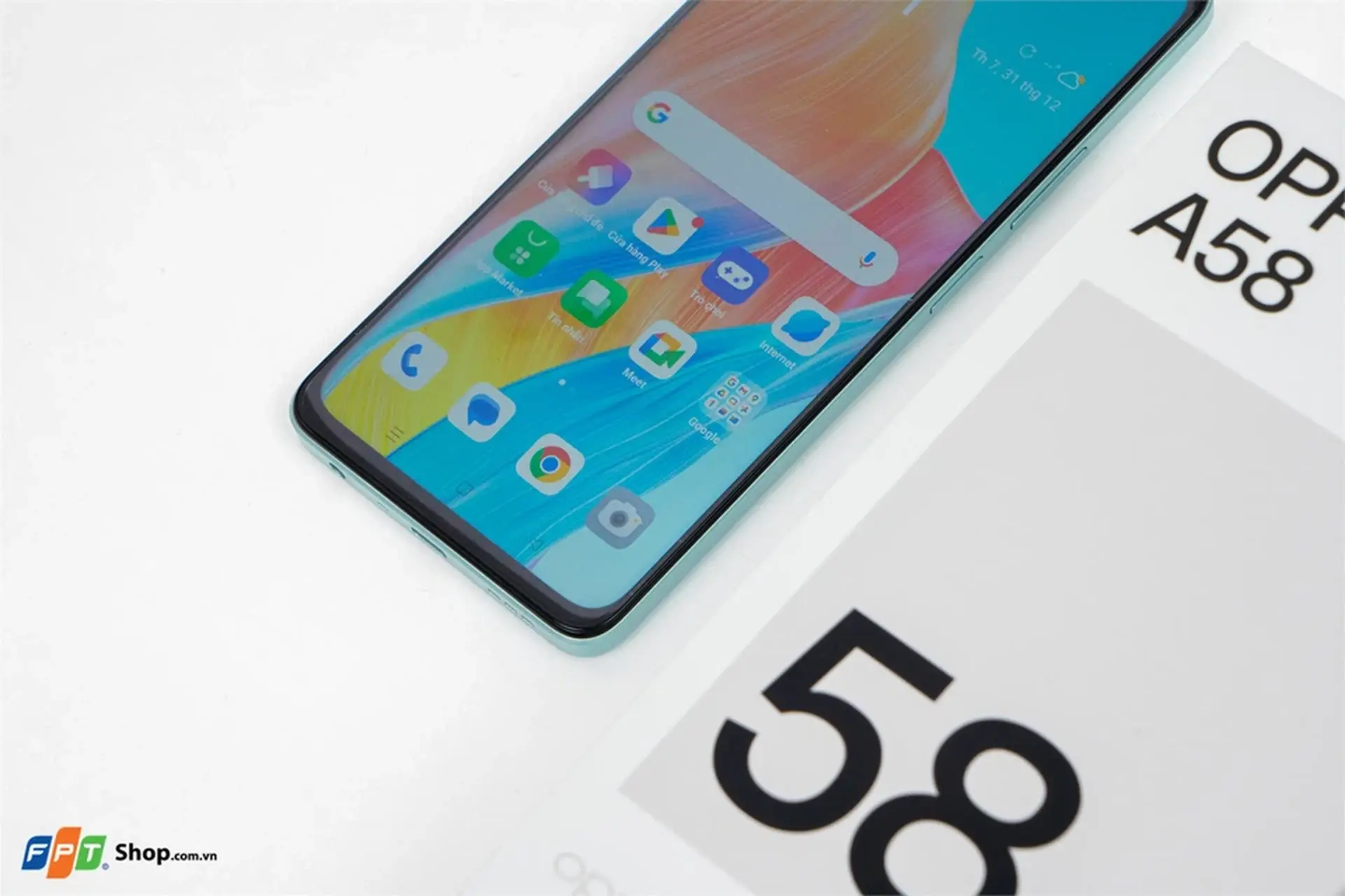 Chọn mua điện thoại pin lớn, sạc nhanh tầm giá rẻ, Gen Z “tậu” ngay OPPO A58