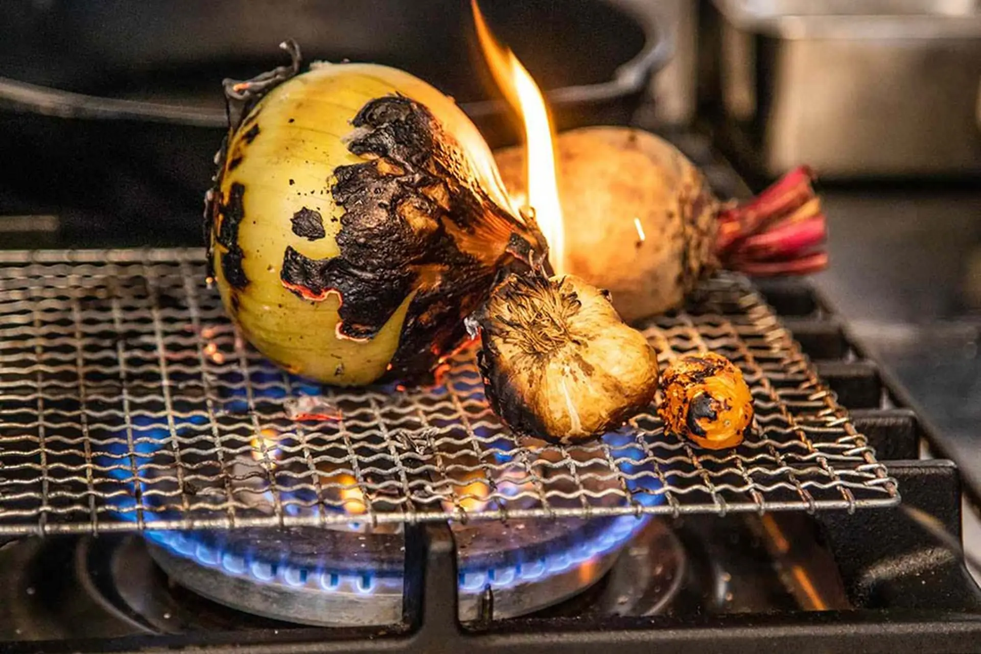 Nướng bằng bếp gas có an toàn không? Có nên nướng thức ăn trên bếp gas không?