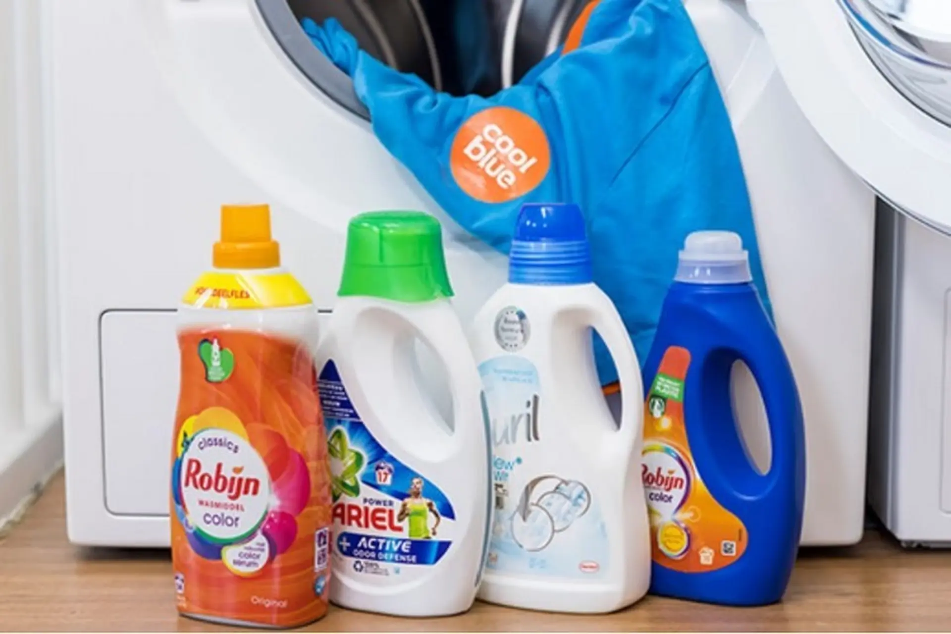 Detergent là gì? Những điều cần biết khi sử dụng detergent trong máy giặt để làm chủ thiết bị tốt hơn!