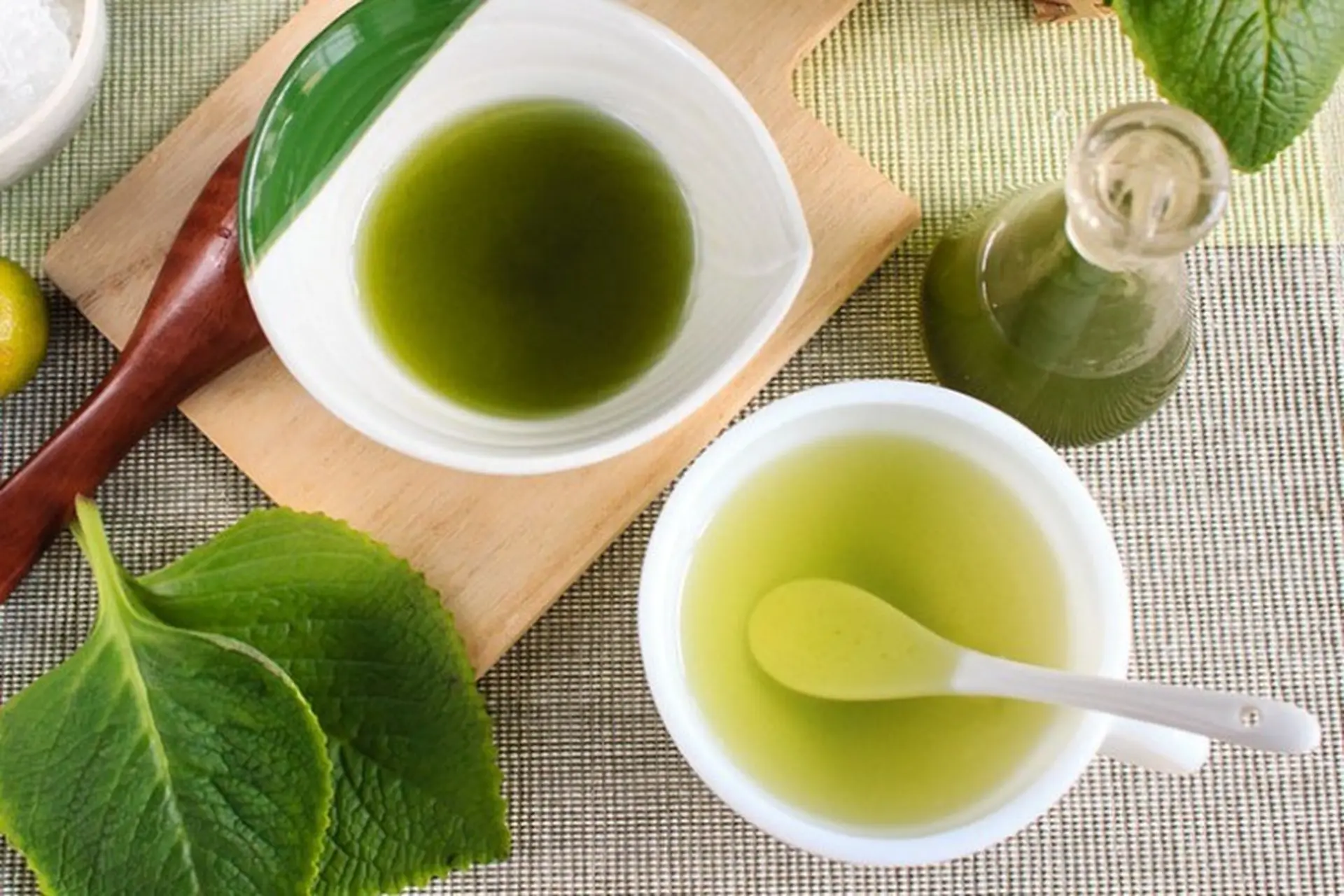 Tinh dầu húng chanh là gì? Tìm hiểu công dụng và những lưu ý hữu ích khi sử dụng