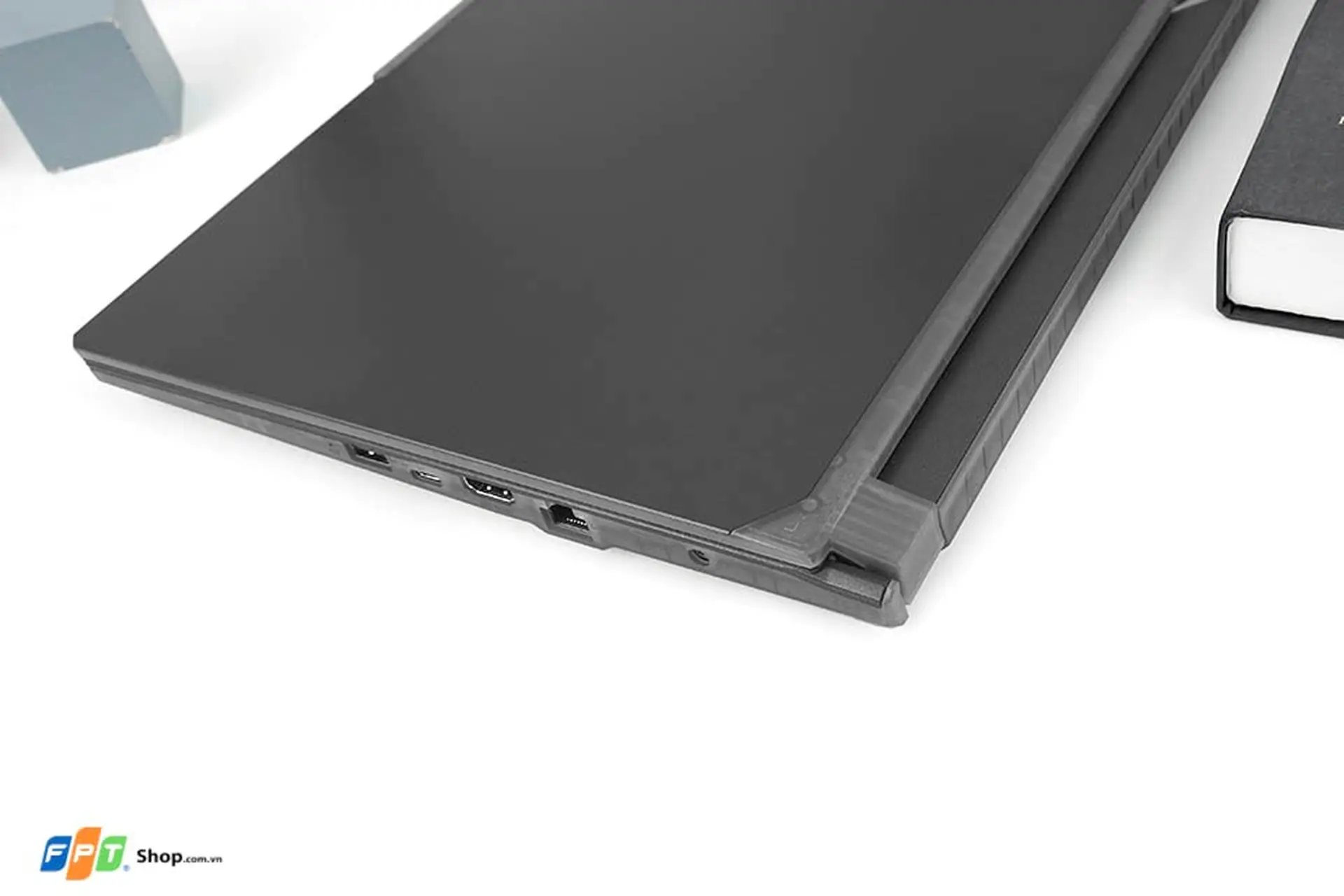 https://fptshop.com.vn/
