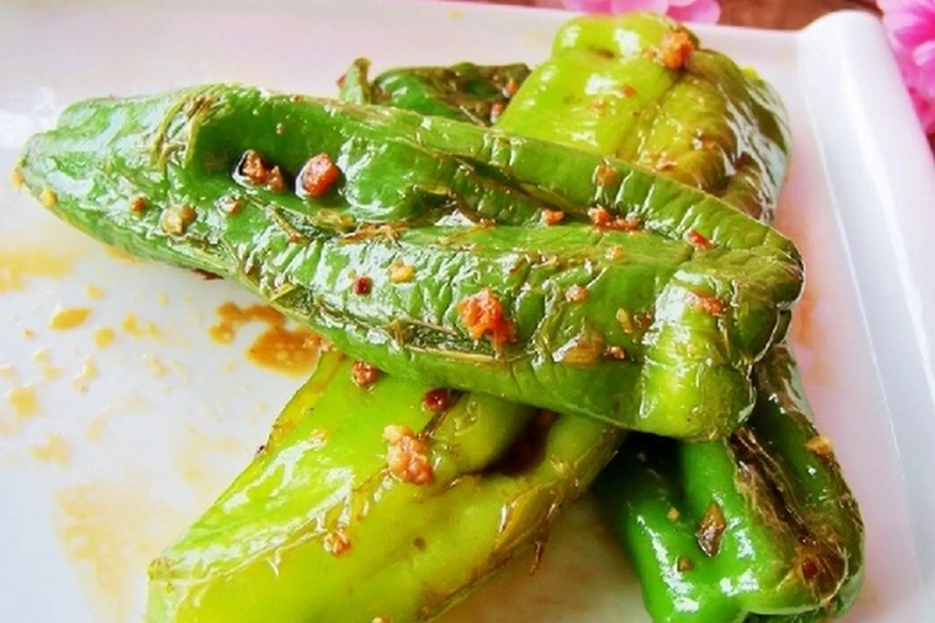 Cách làm ớt xào Trung Quốc ăn cơm tại nhà đơn giản và nhanh chóng, cho ra thành phẩm cực ngon và cuốn hút