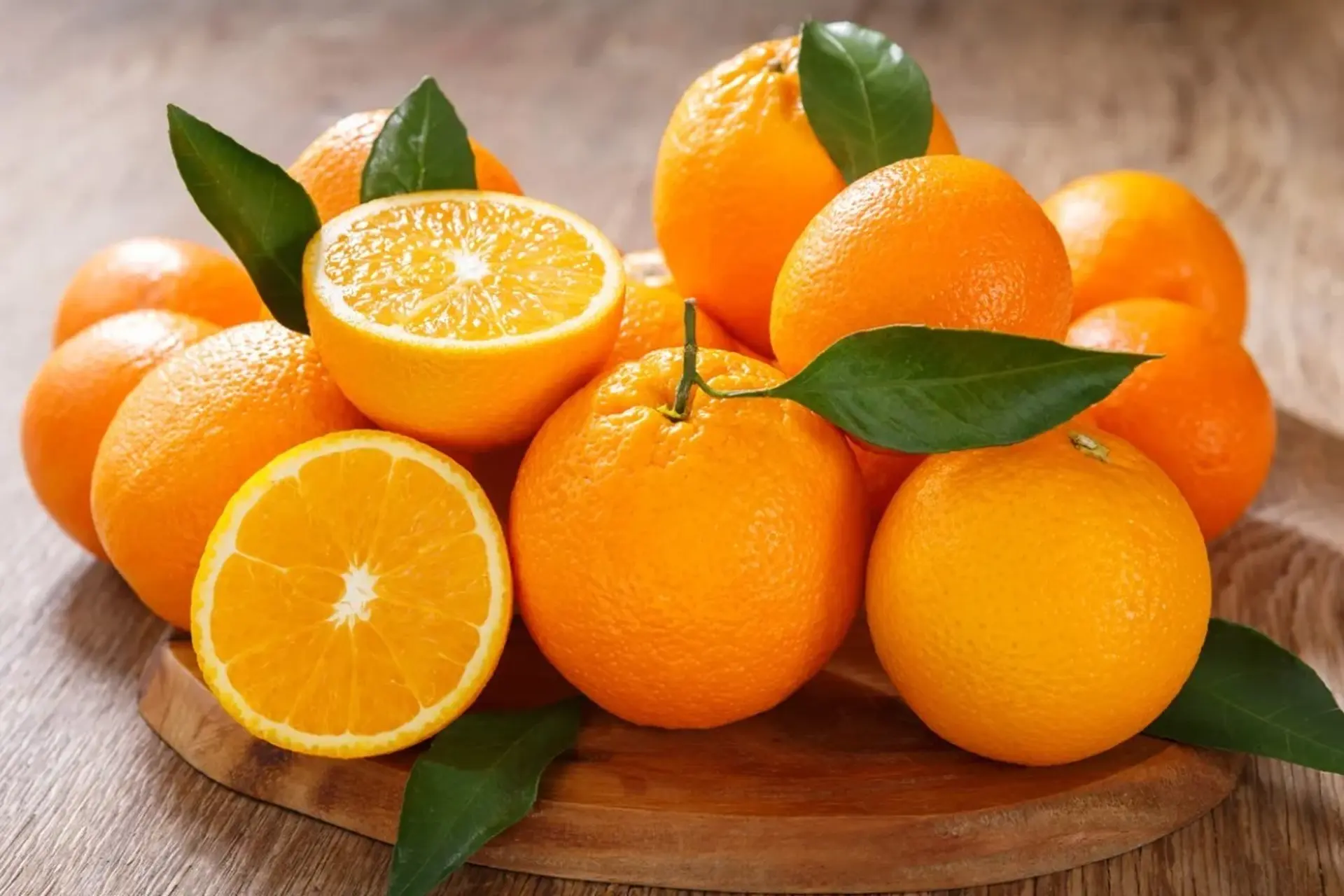 Cam là một trong những loại trái cây mùa hè không thể thiếu