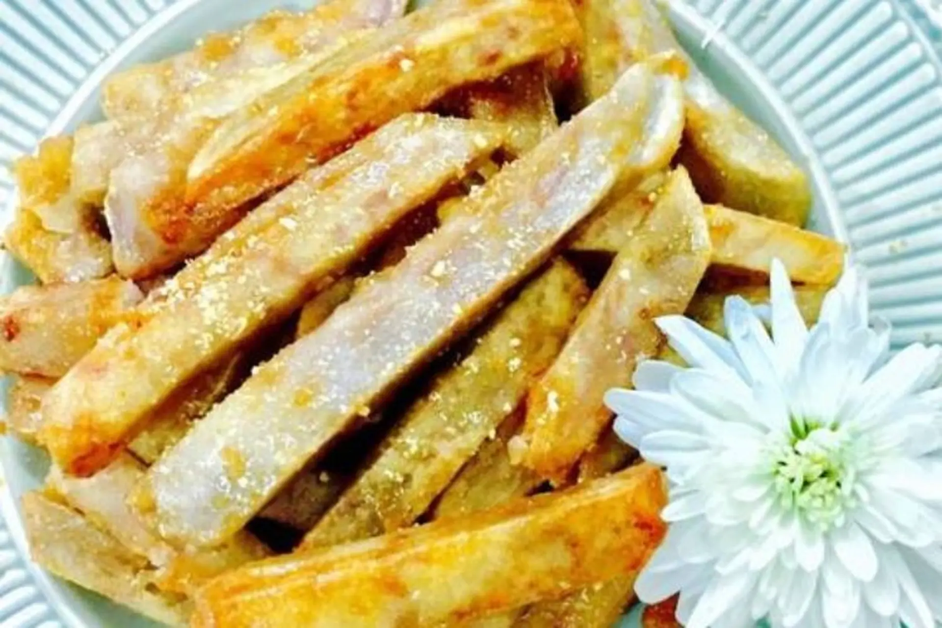 Tham khảo ngay 2 cách làm khoai môn chiên nước mắm giòn bùi, ngon tuyệt siêu đơn giản