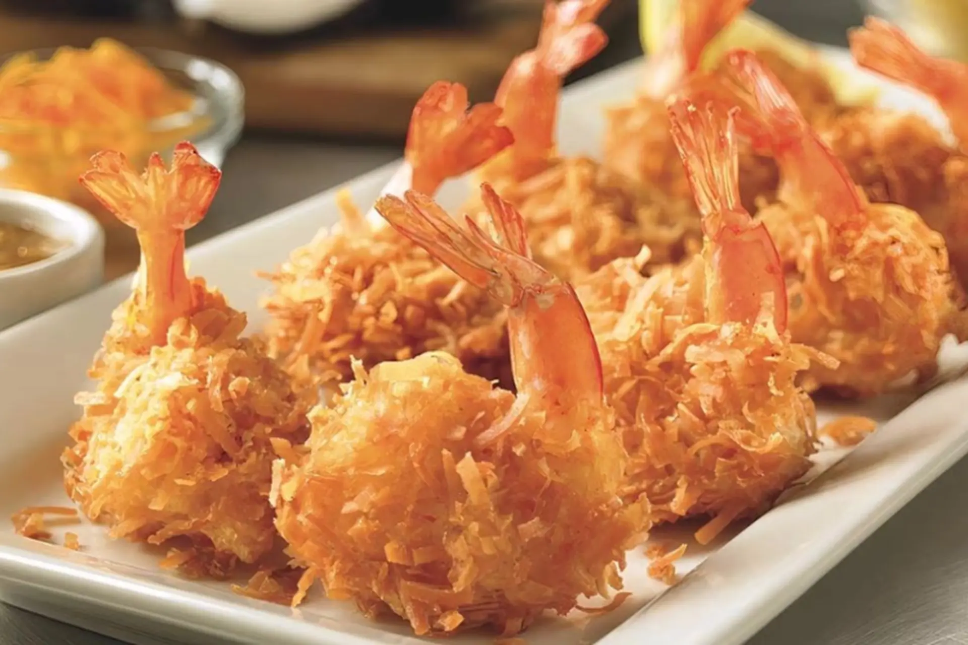 Cách chiên tôm bằng nồi chiên không dầu sao cho giòn rụm, thơm ngon ai cũng mê