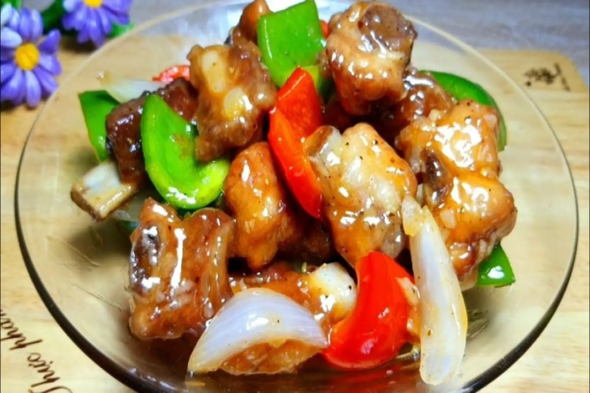 Khám phá cách làm món sườn xào chua ngọt miền Nam đơn giản nhưng rất đưa cơm