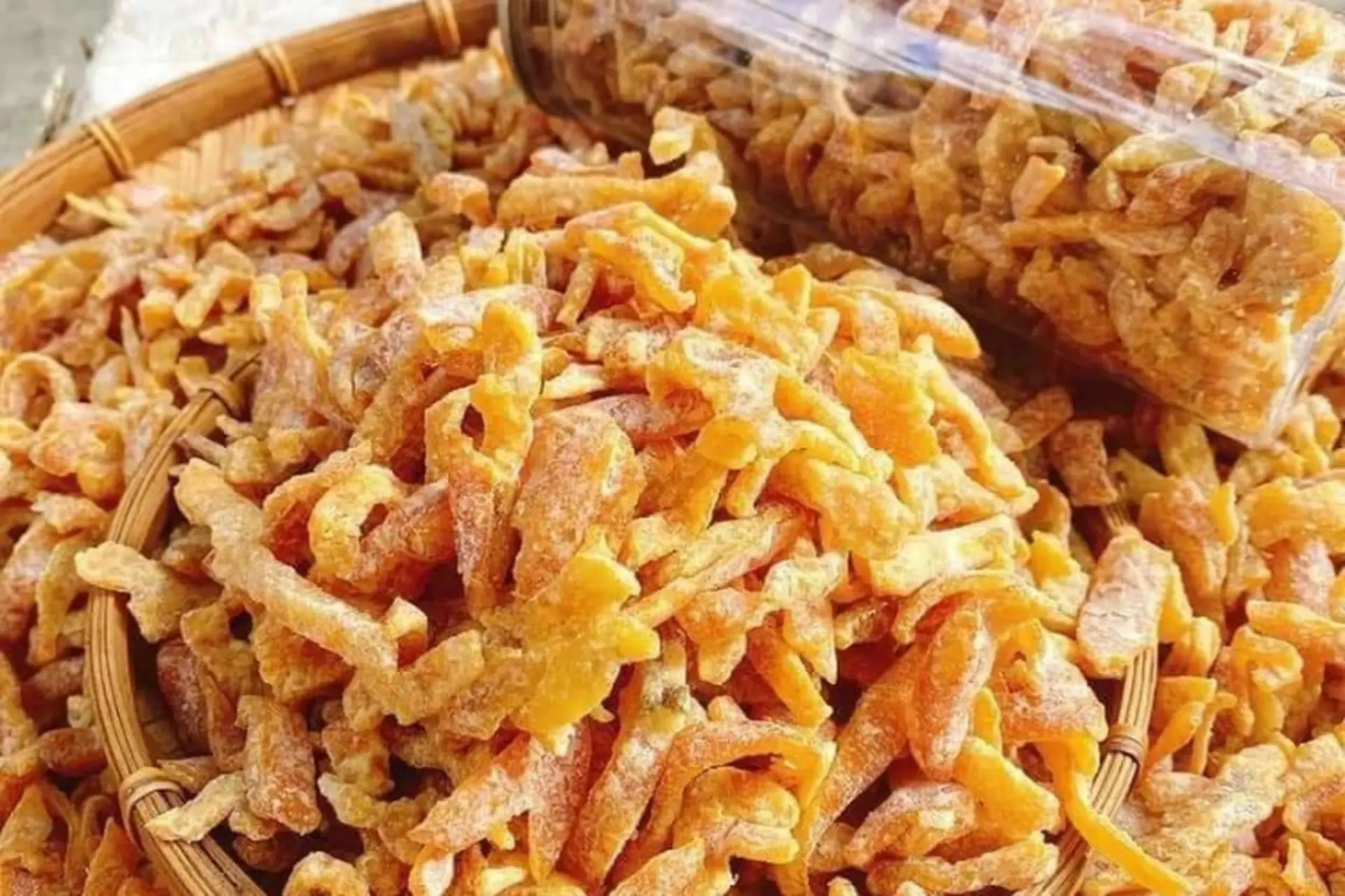 Bí quyết làm mứt trần bì đơn giản, dễ dàng, lạ miệng thơm ngon, phù hợp với khẩu vị của mọi thành viên trong gia đình 