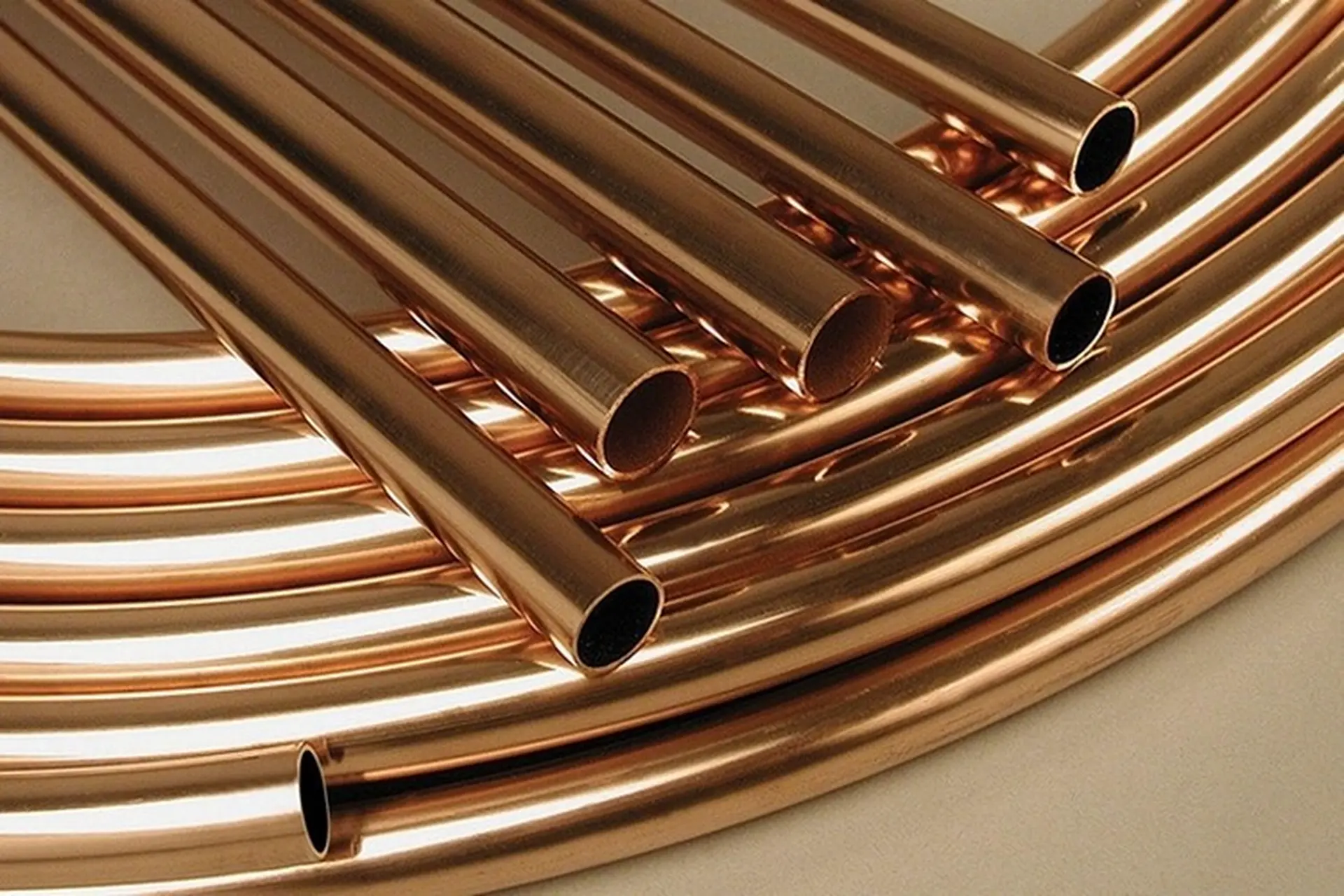 Tổng hợp giá ống đồng máy lạnh, giá vật tư máy lạnh và tiền công thay thế vật tư trong trường hợp máy lạnh có vấn đề, cần sửa chữa