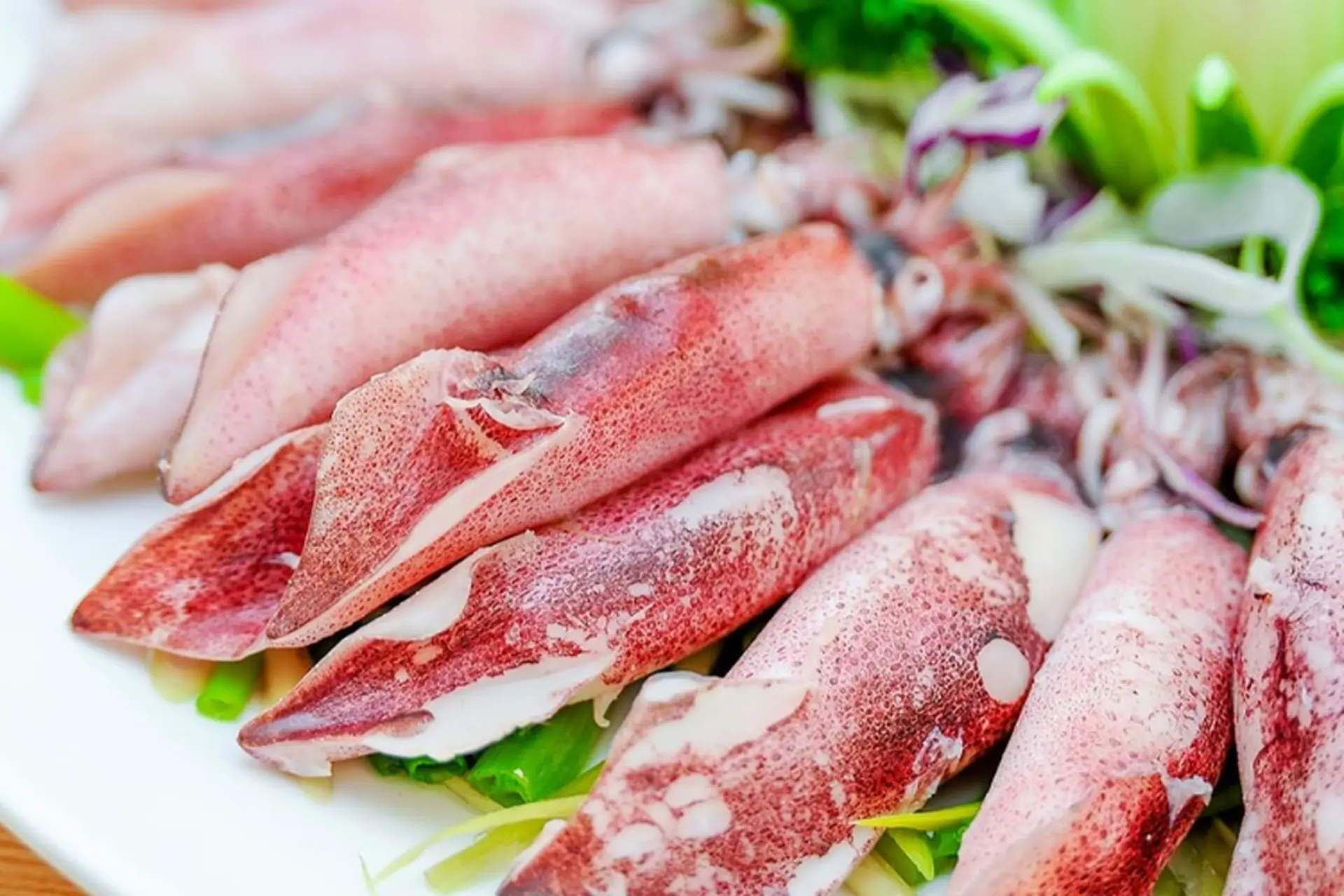 Cách làm mực trứng chiên nước mắm vô cùng đơn giản