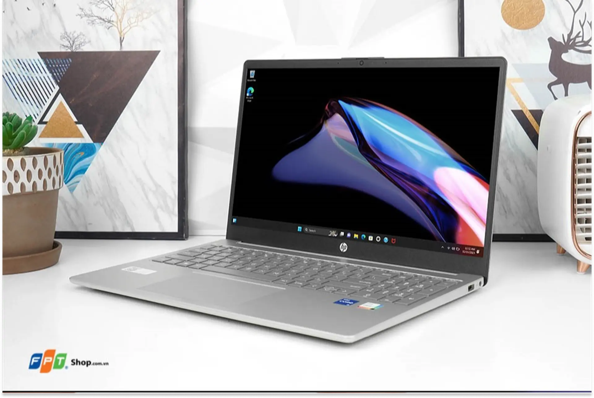 TOP 10 laptop văn phòng nhỏ gọn 2024 dẫn đầu xu hướng, nâng cao năng suất làm việc