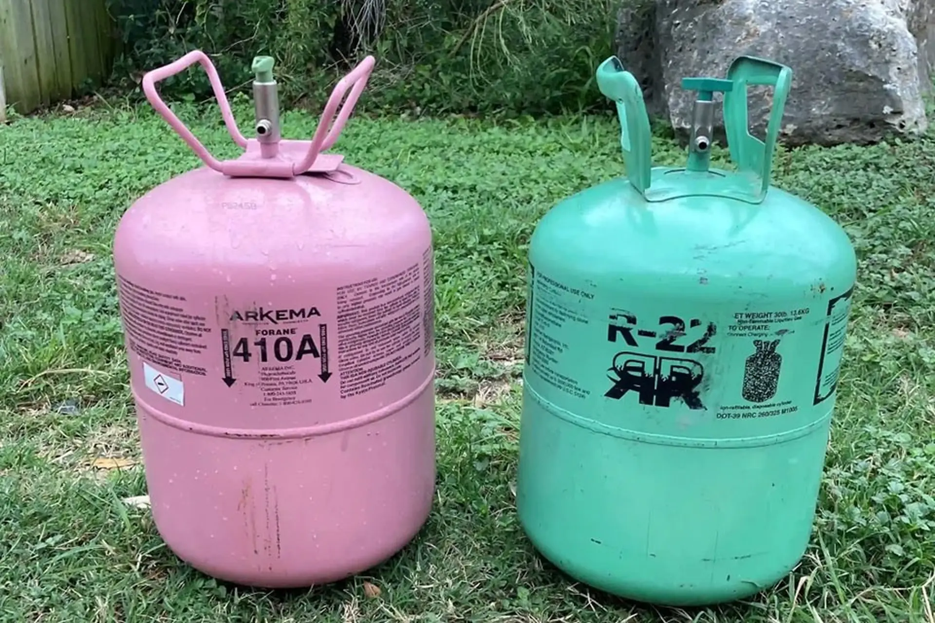 So sánh gas R22 và R410A: Đâu là loại gas làm lạnh nhanh và hiệu quả cho máy lạnh?