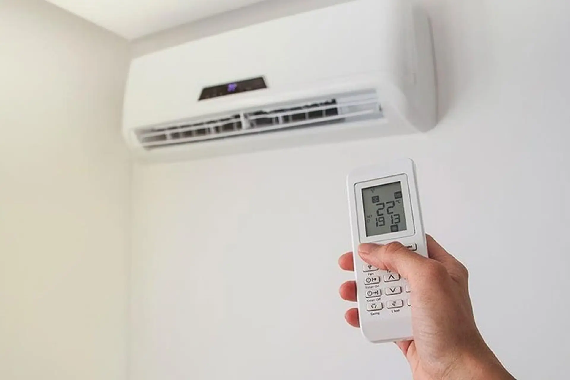 Tần số máy lạnh Electrolux là gì? Hướng dẫn cách sử dụng điều khiển đa năng cho máy lạnh Electrolux