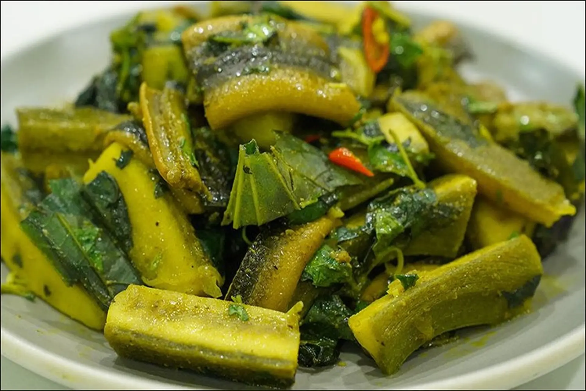 Hướng dẫn cách làm lươn xào chuối thơm ngon lạ miệng, ăn một lần nhớ mãi không quên