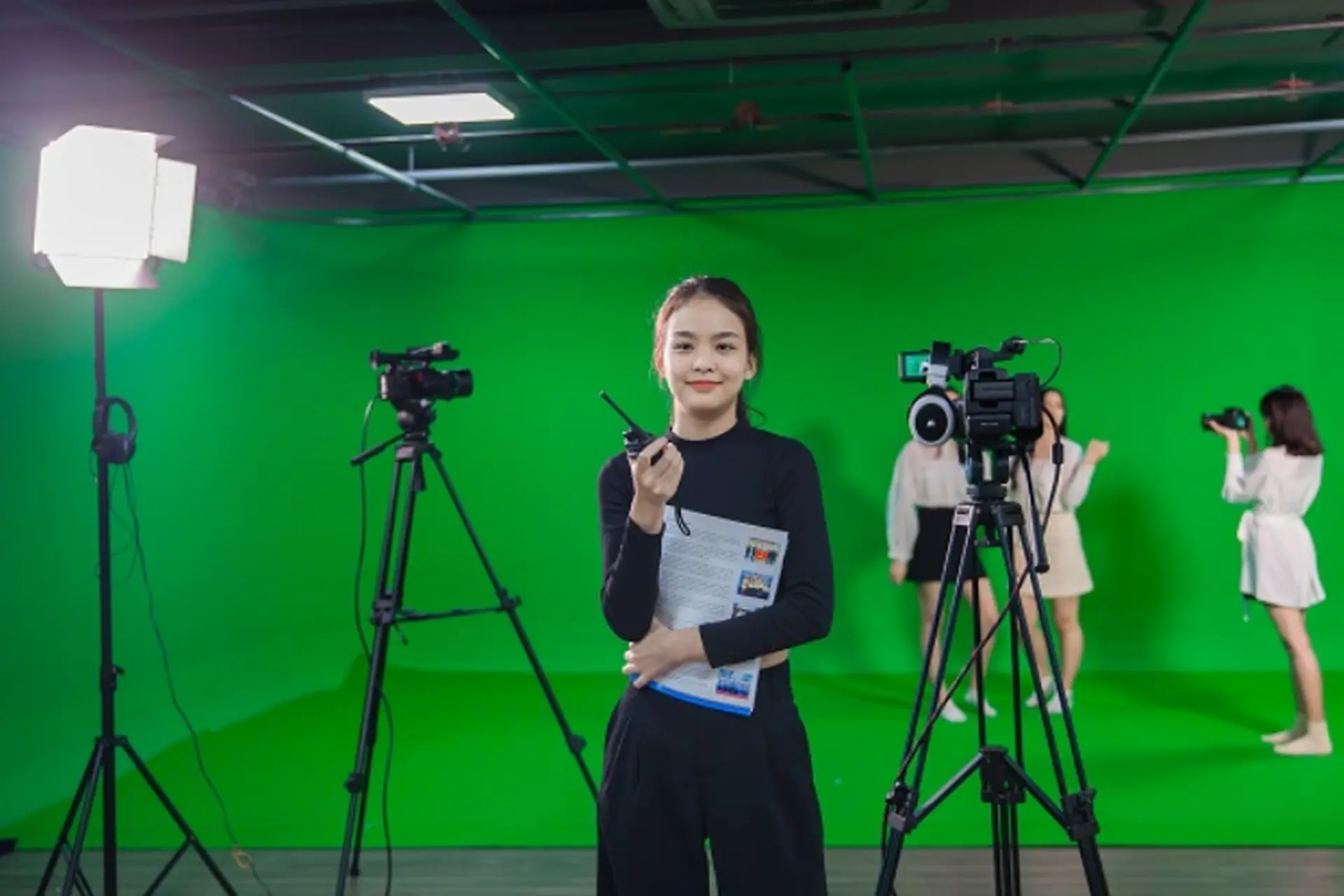 Ngành Truyền thông đa phương tiện học trường nào tốt nhất? Học những môn nào?