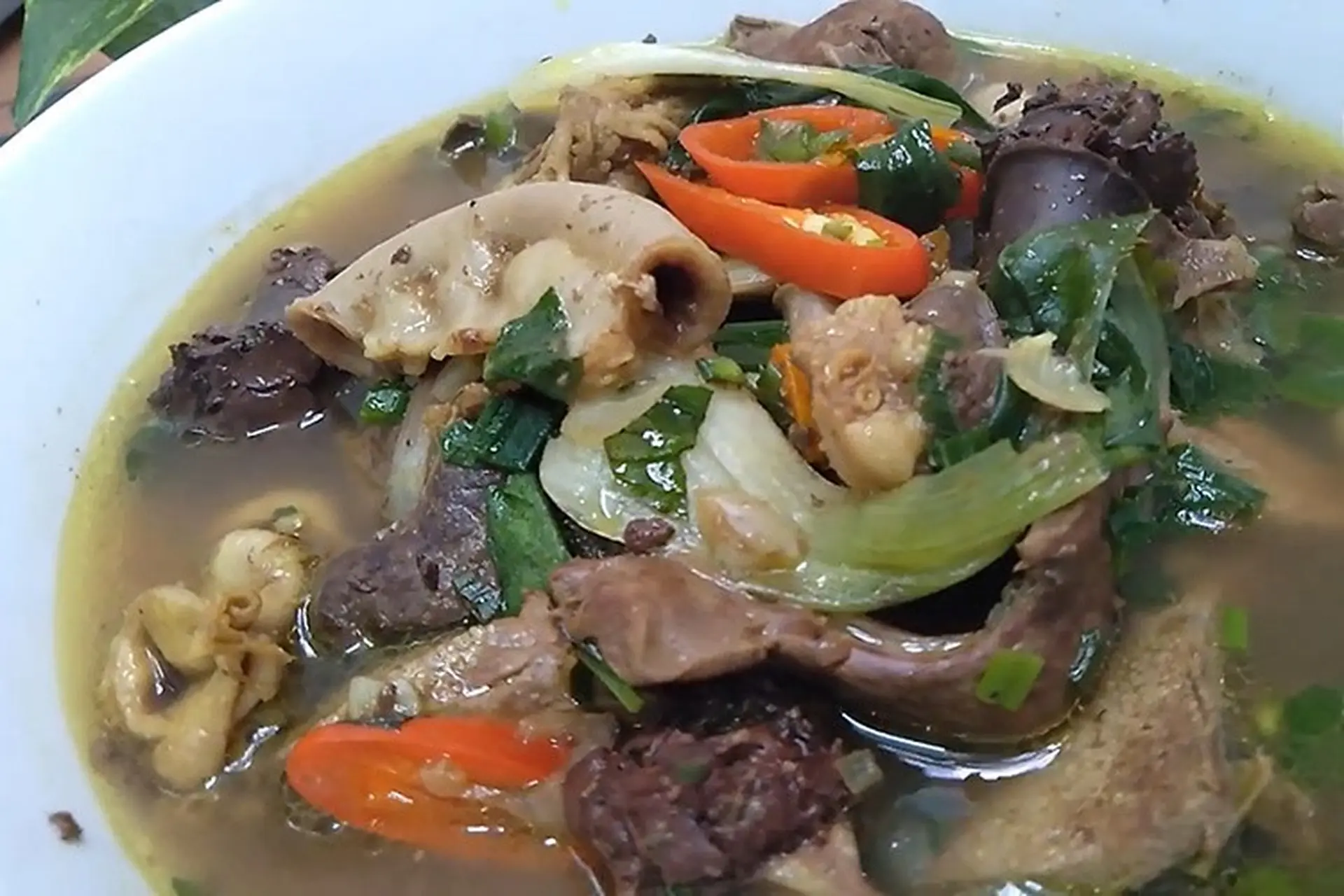 Cách nấu xáo lòng chuẩn đặc sản xứ Nghệ, bật mí bí kíp giúp món ăn ngon không bị hôi