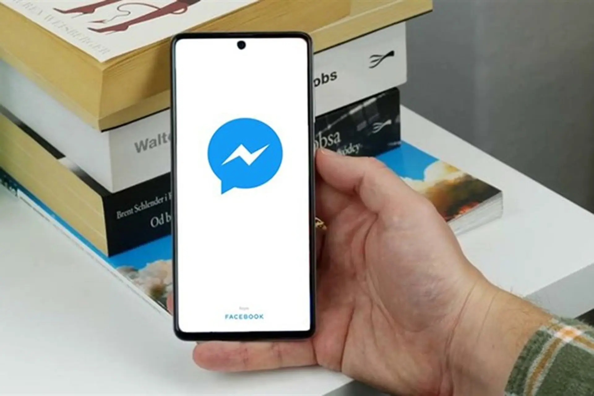 Xem tin nhắn đã thu hồi trên Messenger trên iPhone có được không? Mách bạn thủ thuật xem lại tin nhắn trong trường hợp cấp bách