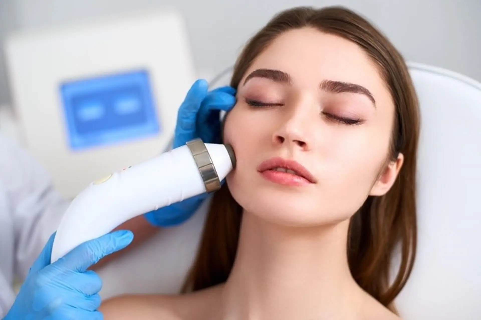 Công nghệ RF là gì? Ứng dụng làm đẹp da bằng sóng RF có hiệu quả?