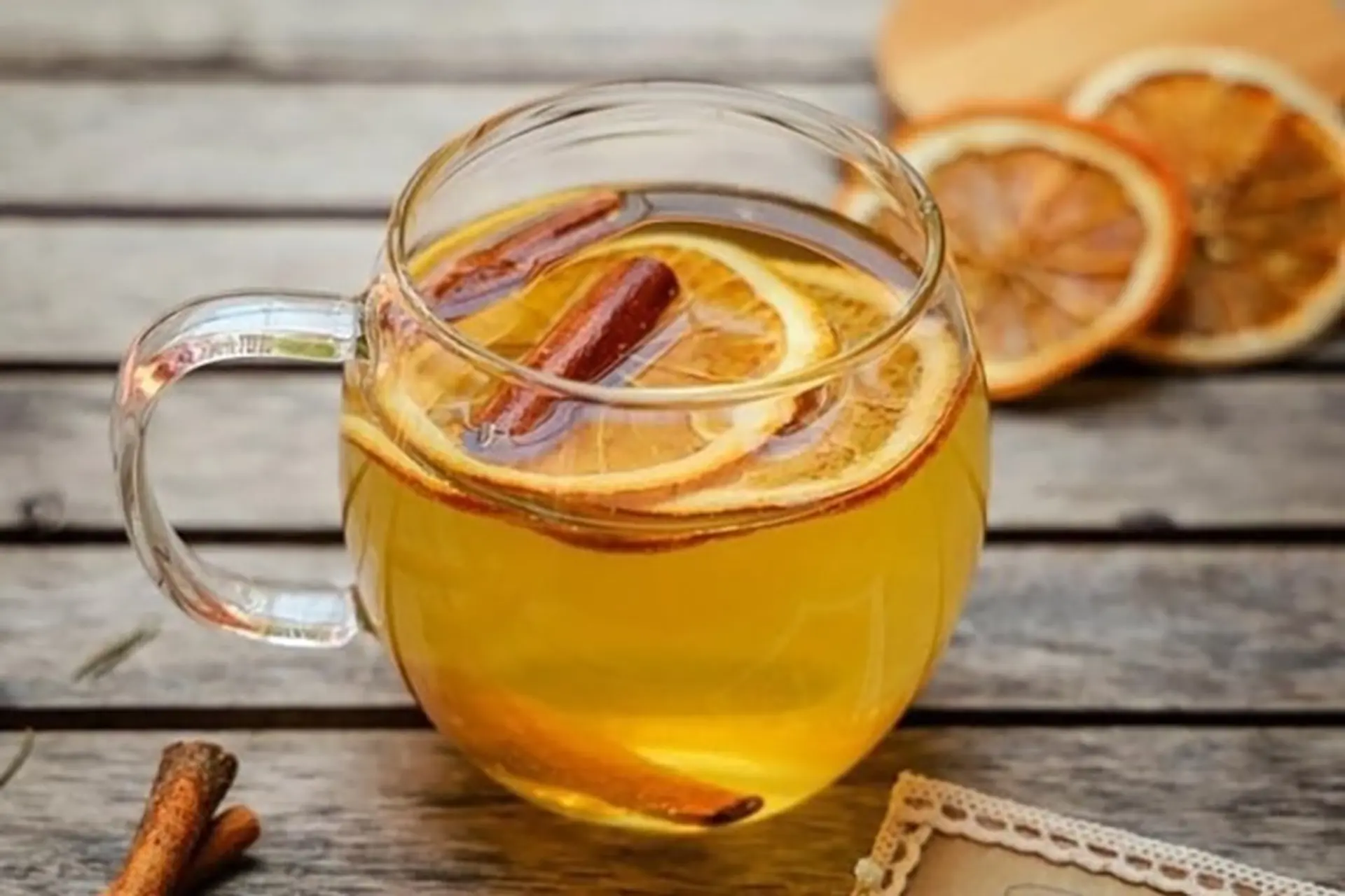 Chia sẻ 4 công thức làm trà cam quế thơm ngon, dễ uống, tốt cho cơ thể ngay tại nhà