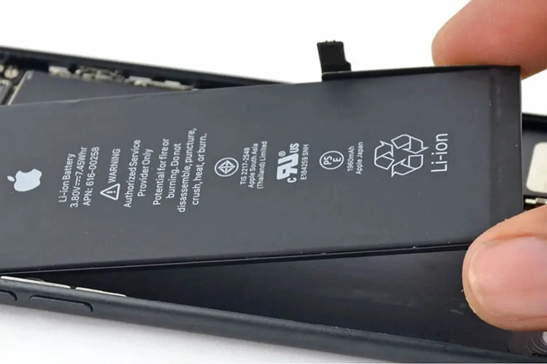 Hướng dẫn 4 cách kiểm tra pin iPhone đã bị thay chưa chính xác nhất