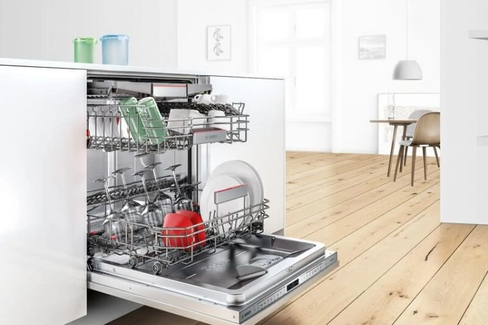 Công nghệ Intensive Zone trên máy rửa bát Bosch giúp tối ưu quá trình làm sạch bát đĩa tự động