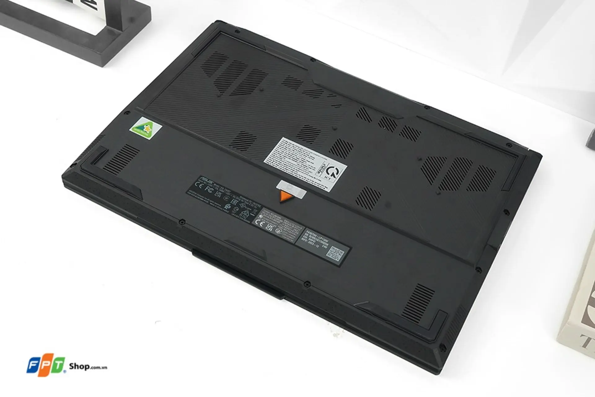 https://fptshop.com.vn/