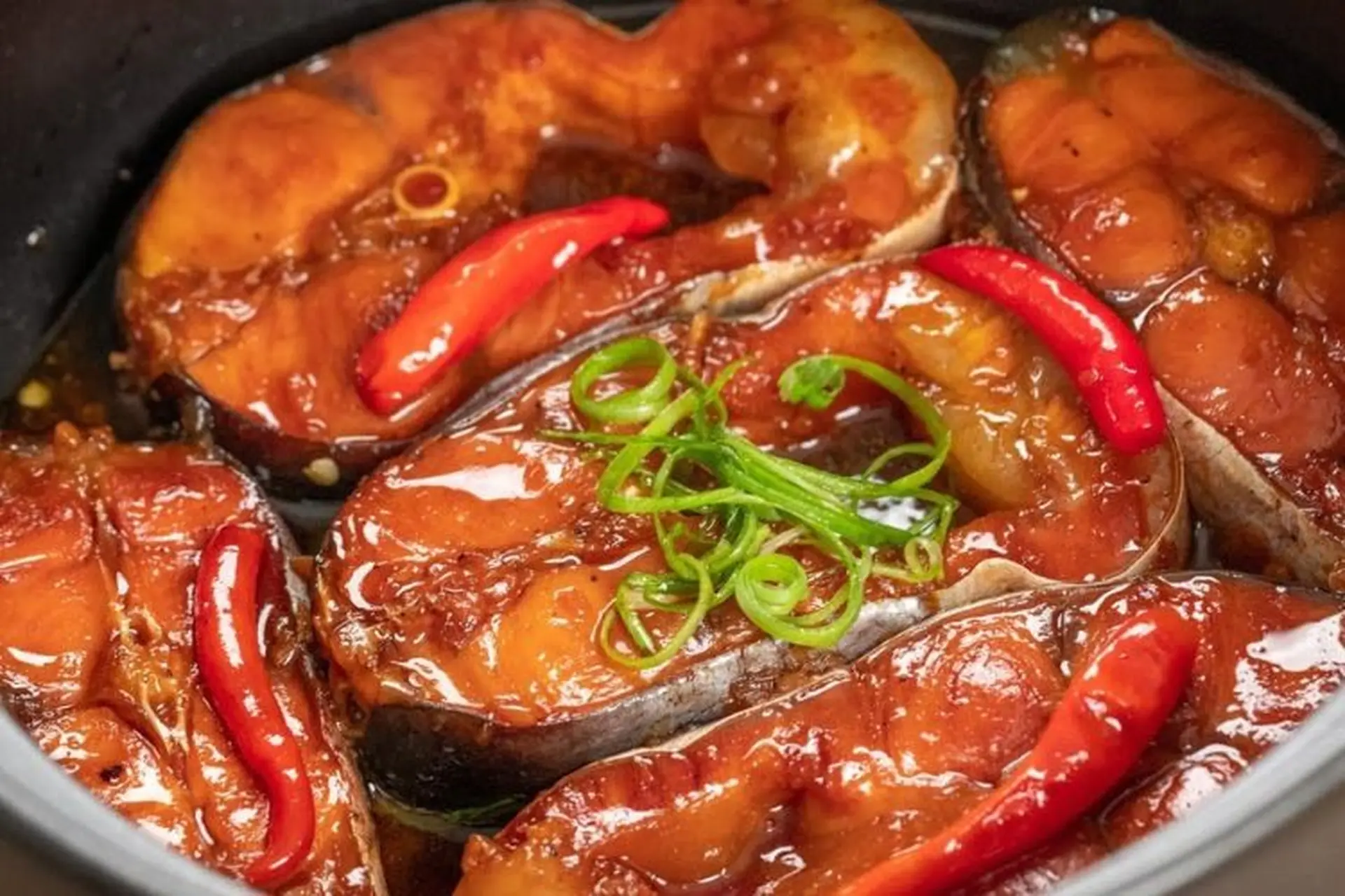 Bỏ túi ngay cách làm cá kho thơm ngon, không tanh, cực kỳ đơn giản mà không phải ai cũng biết