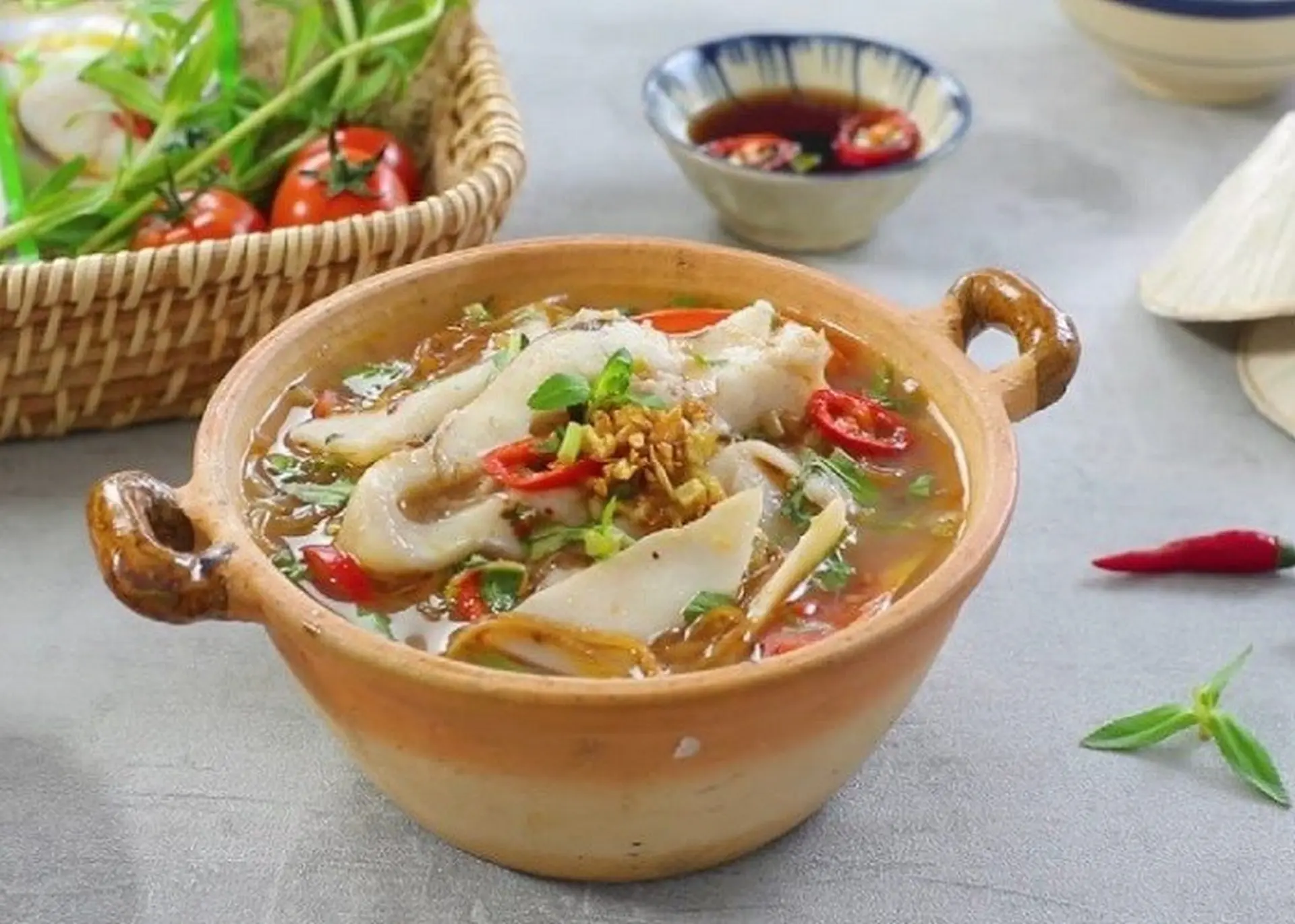 Cách làm cá nheo nấu canh măng chua thơm ngon, bổ dưỡng