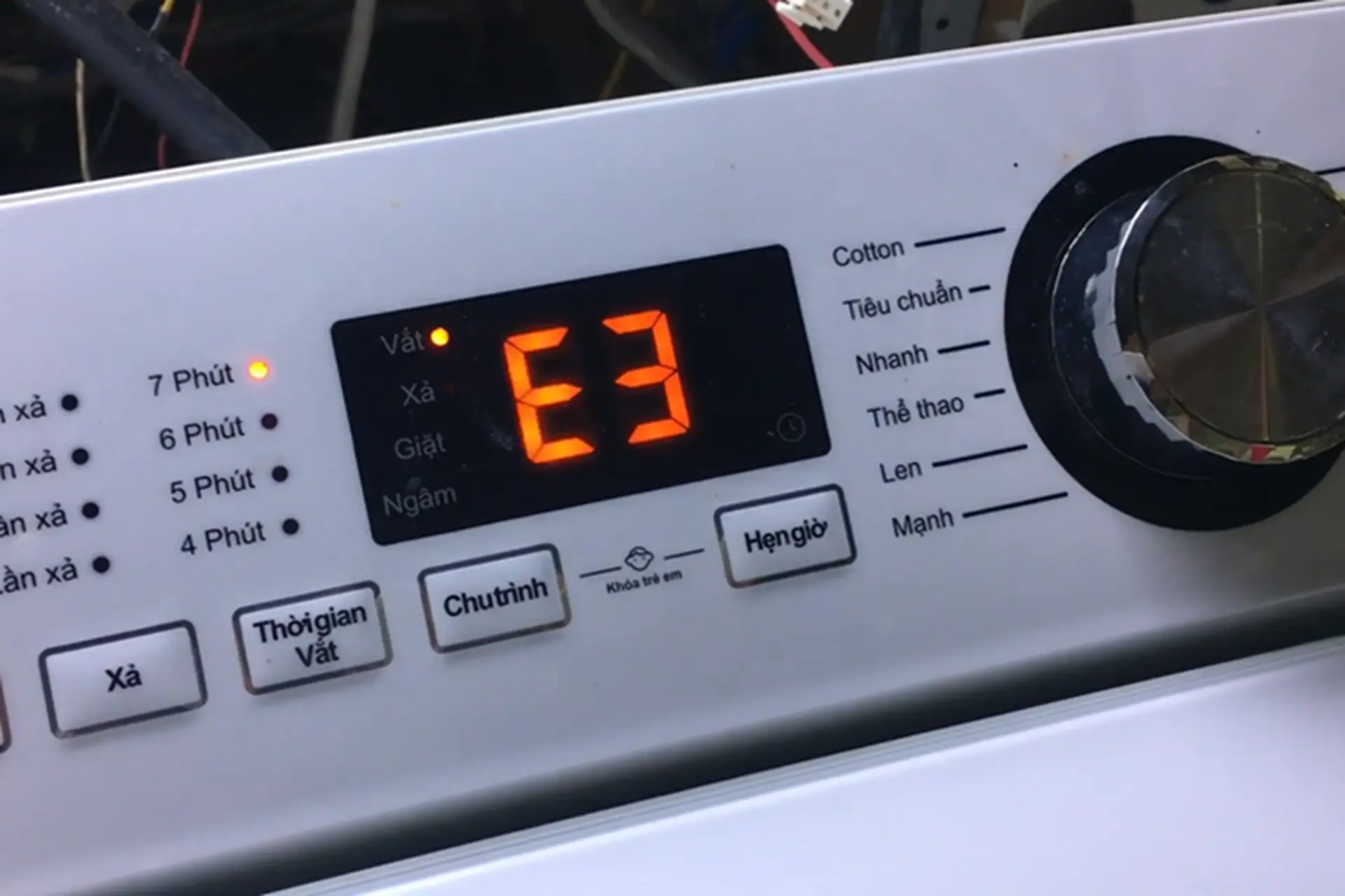 Nguyên nhân và cách khắc phục lỗi E3 máy giặt Toshiba tại nhà nhanh chóng, triệt để