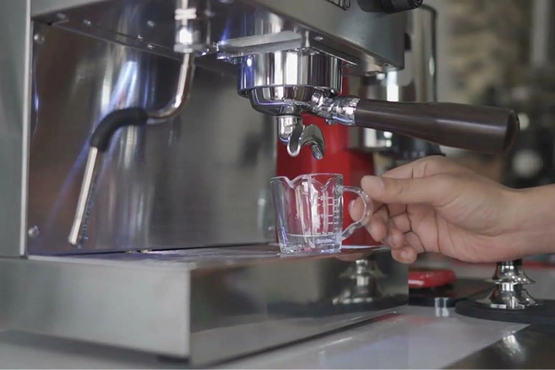 TOP 5 máy pha cà phê gia đình giá rẻ, chất lượng mà bạn nên sắm cho nhà mình