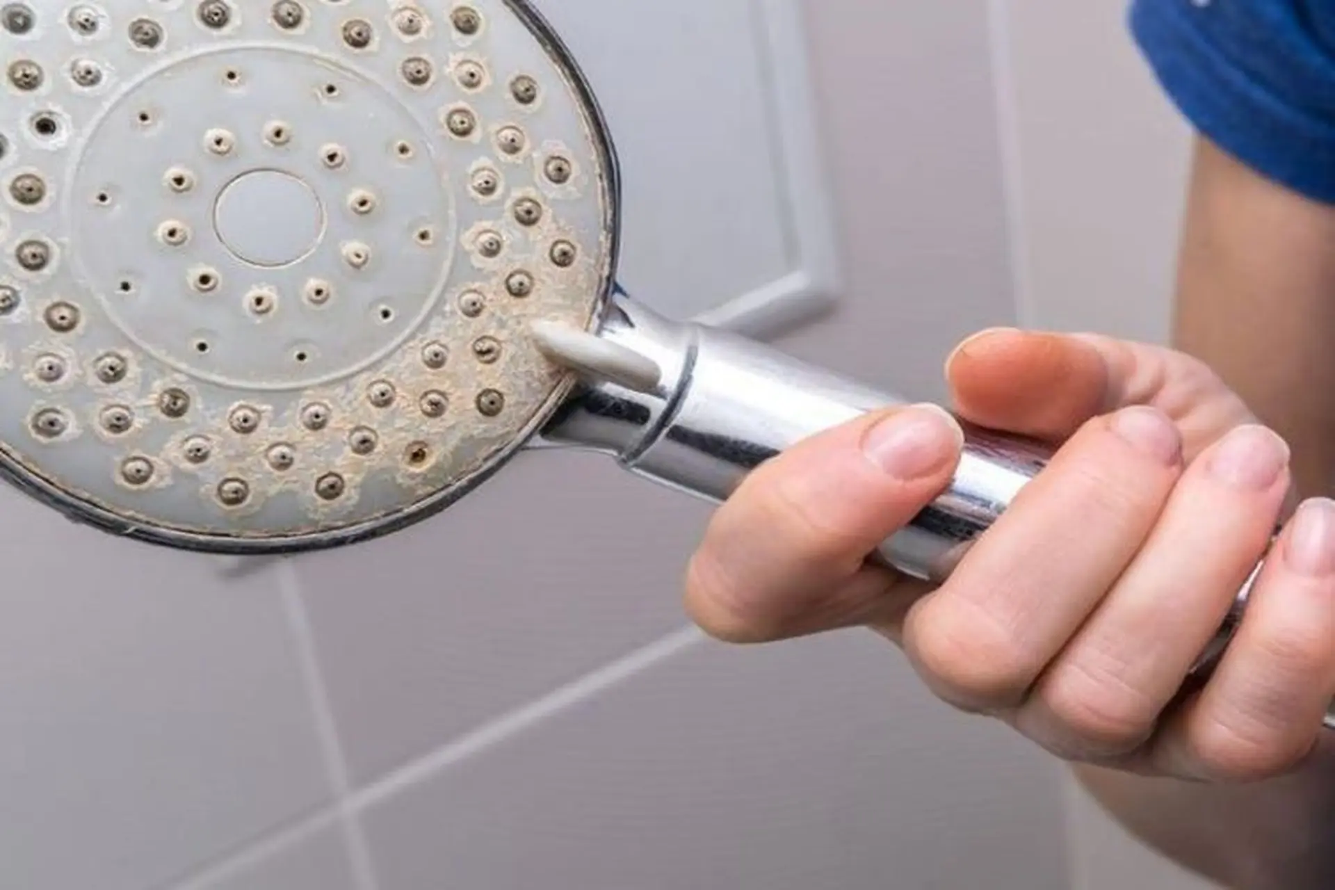 Cách sửa vòi sen bị tắc tại nhà đơn giản và tìm hiểu nguyên nhân gây tắc thường gặp