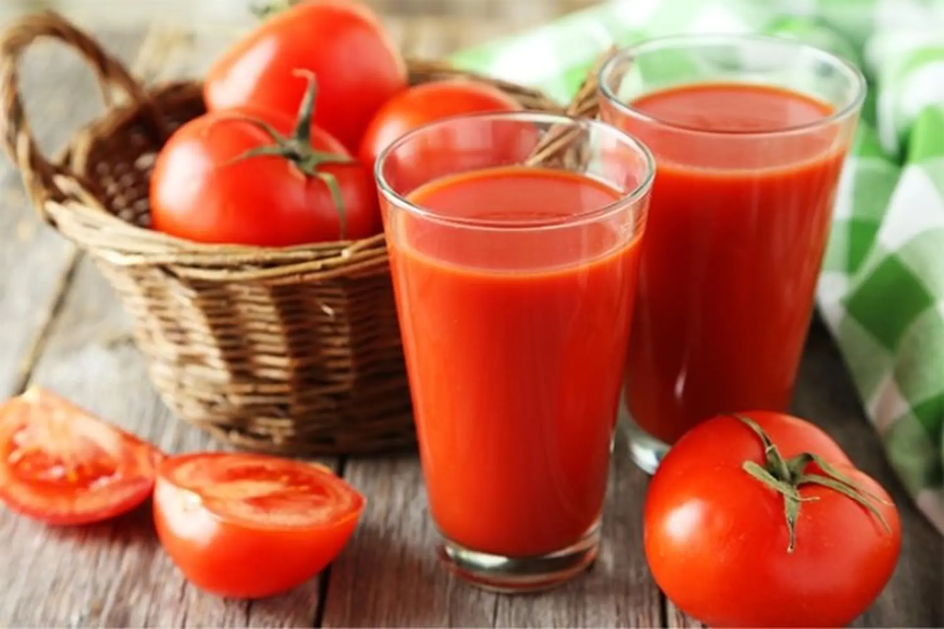 Nước ép cà chua mix được với những loại trái cây nào, tác dụng đối với sức khỏe là gì?