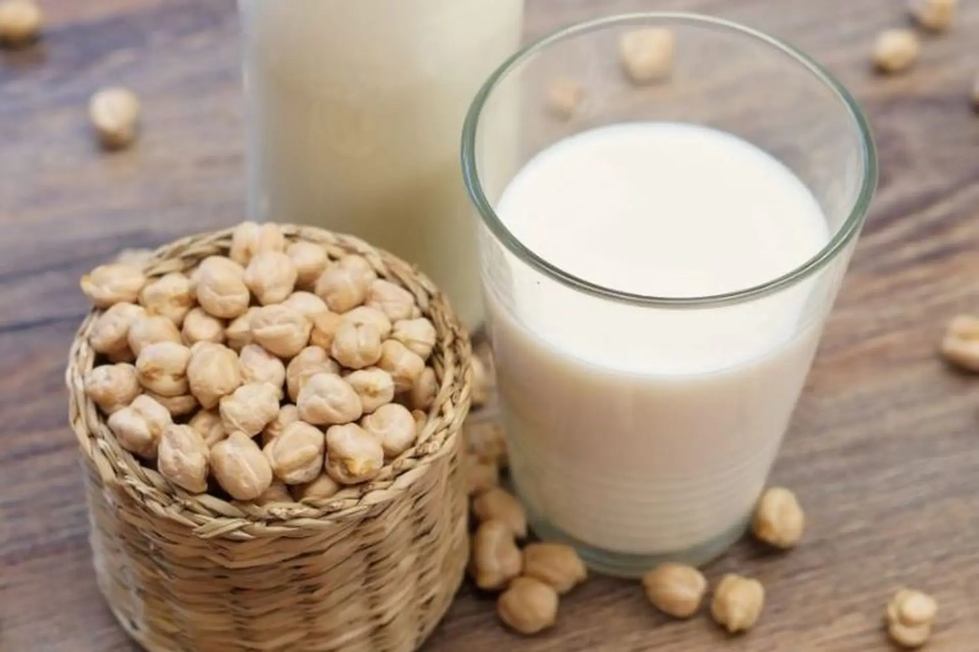 Cách nấu sữa đậu gà bằng máy làm sữa hạt và kết hợp với các nguyên liệu thơm ngon khác