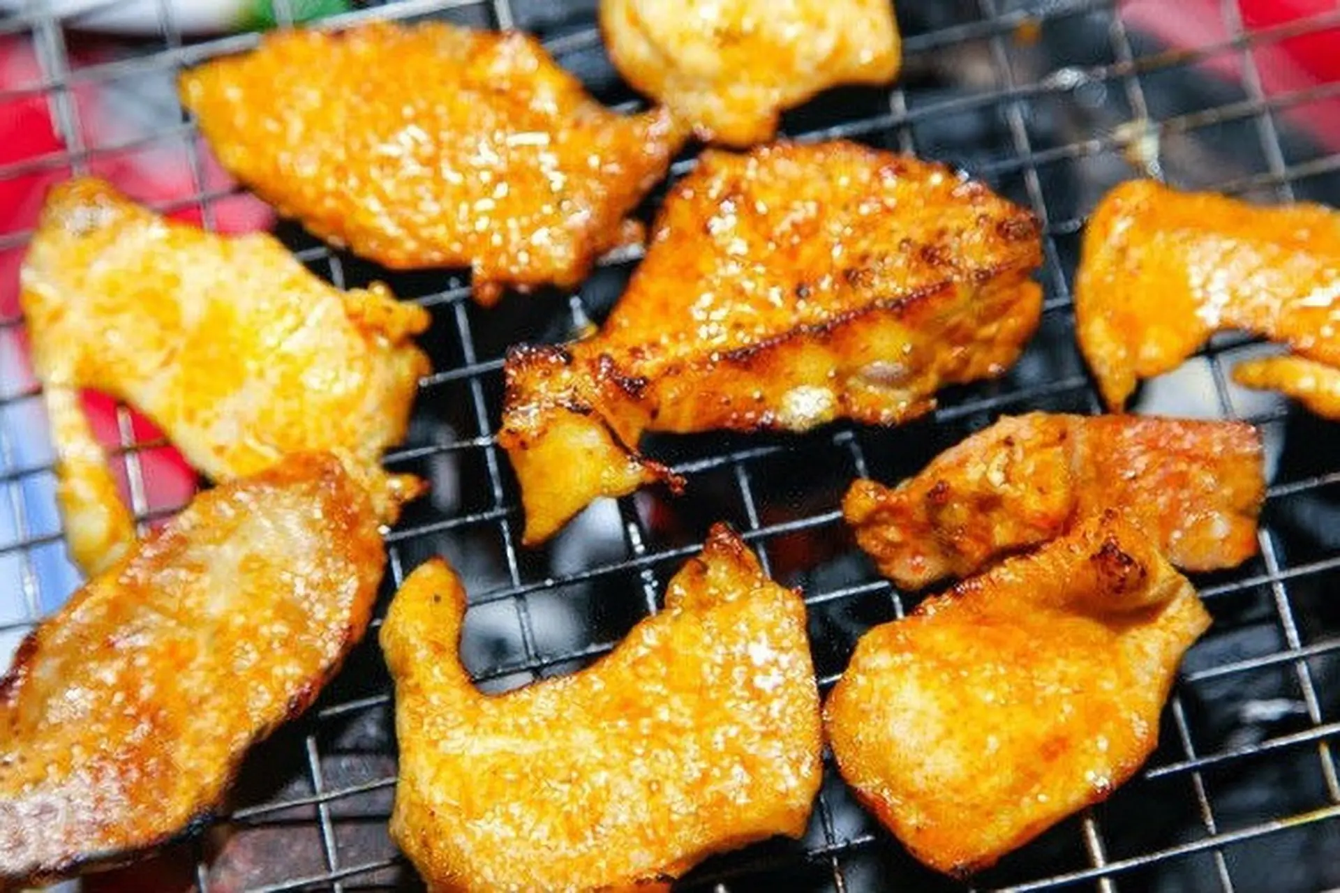 Hướng dẫn công thức làm món vú heo nướng chao hấp dẫn và mẹo chọn nguyên liệu tươi ngon nhất