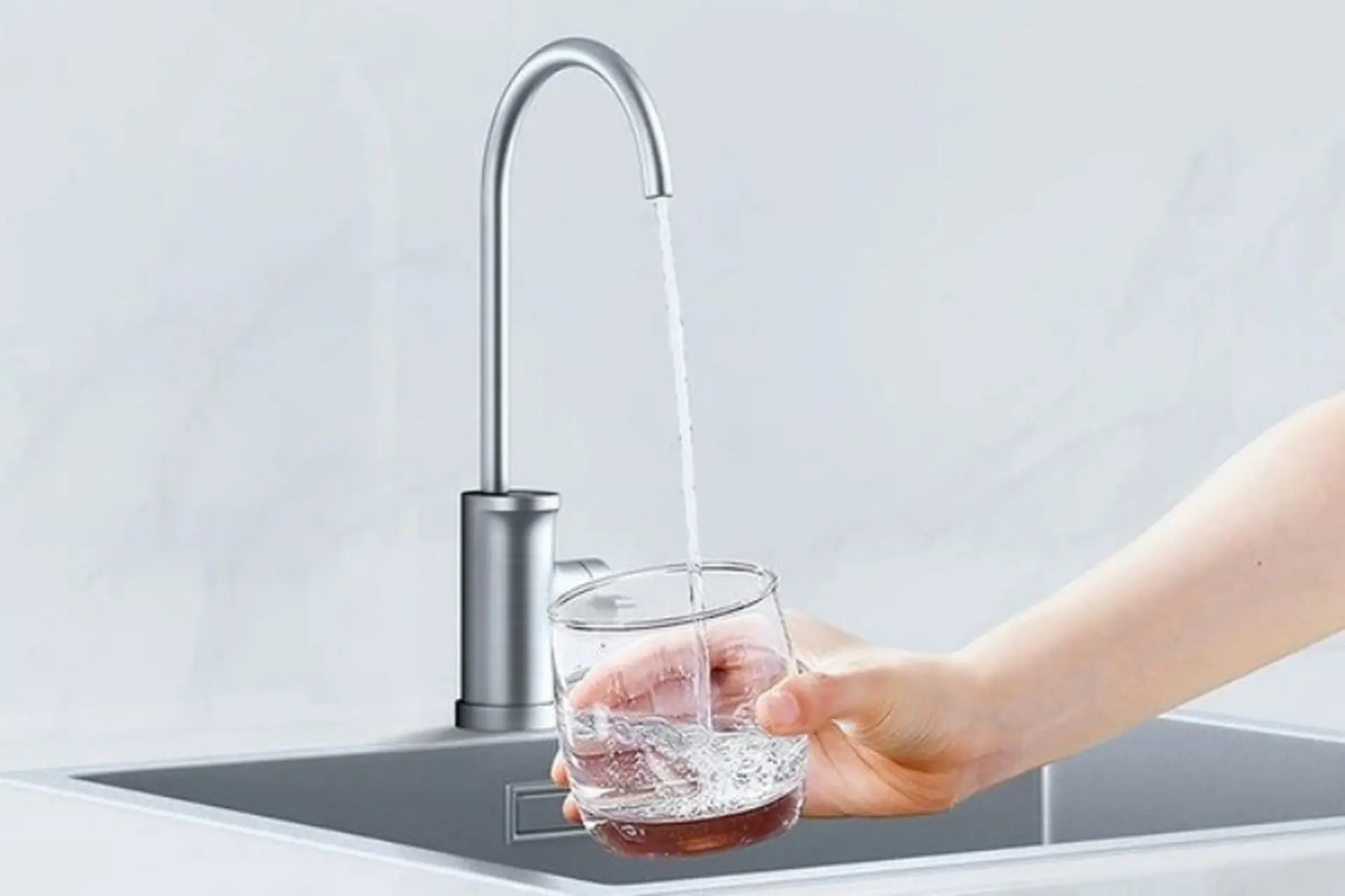 Bộ lọc nước không dùng điện: Giải pháp tiện ích và tiết kiệm