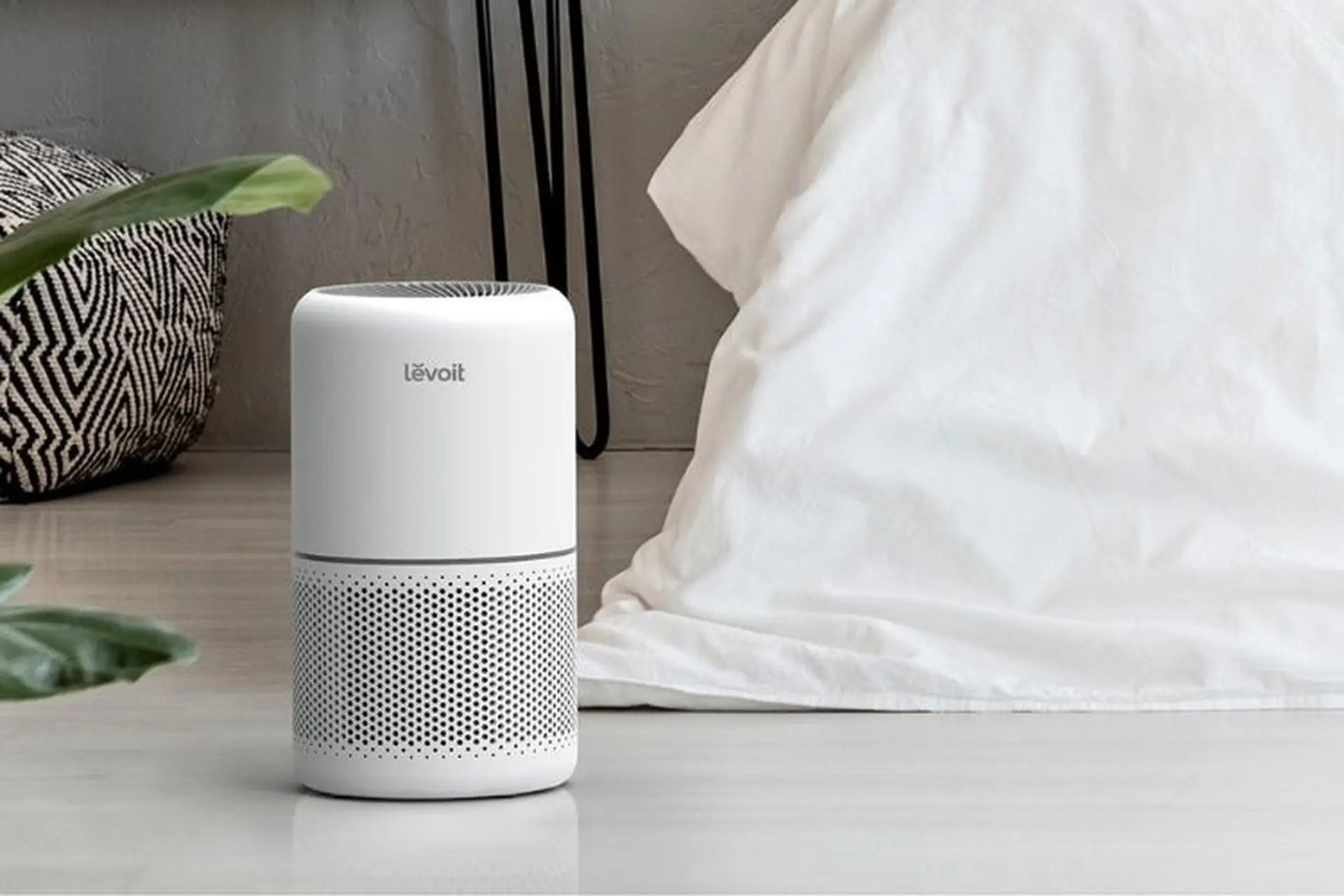 Máy lọc không khí khử mùi tốt nhất 2024 bạn nên biết để bảo vệ sức khỏe hô hấp